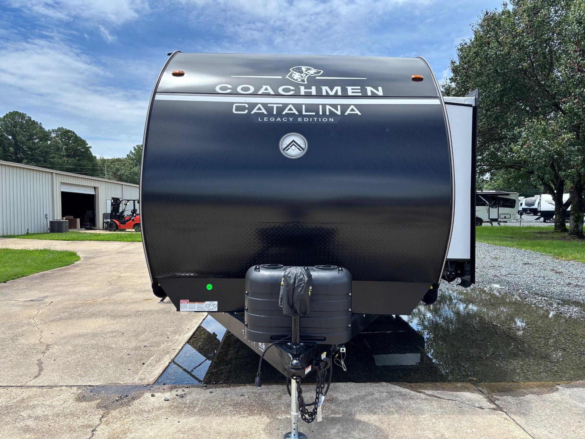 2026 Coachmen Catalina Legacy Edition 343BHTS - Image 3