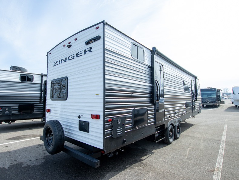 2026 CrossRoads Zinger 328SB - Image 3