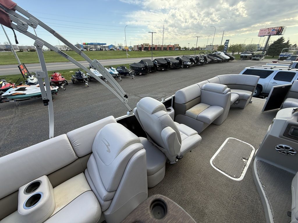 2015 Bennington 2250 GSR - Image 24