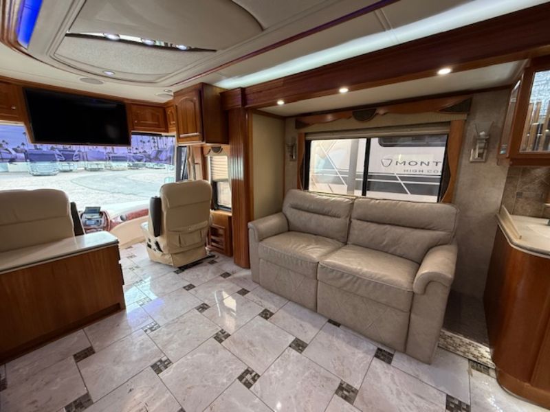 2005 Country Coach Magna 630 45 Rembrandt - Image 25