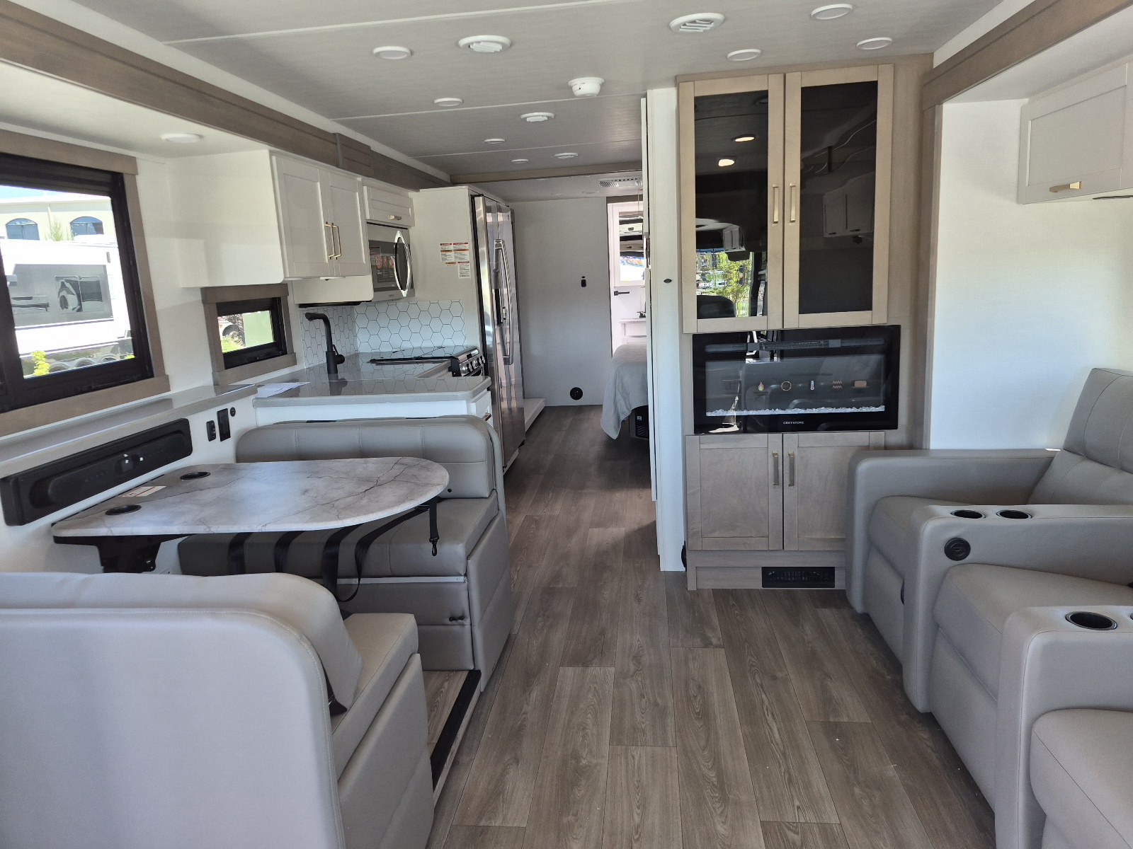 2027 Entegra Coach Vision XL 36C - Image 7