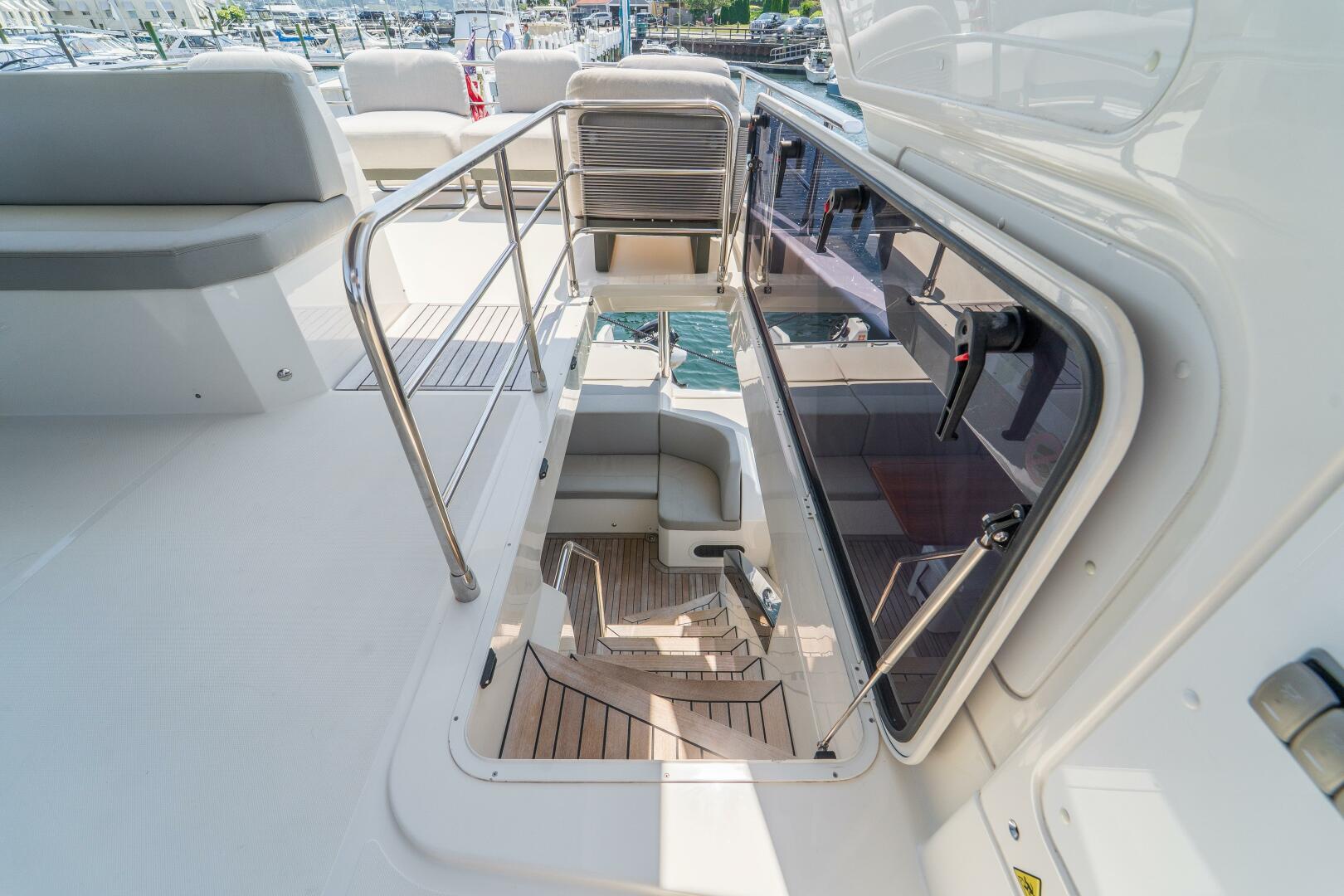 2023 Absolute 62 Fly - Image 18