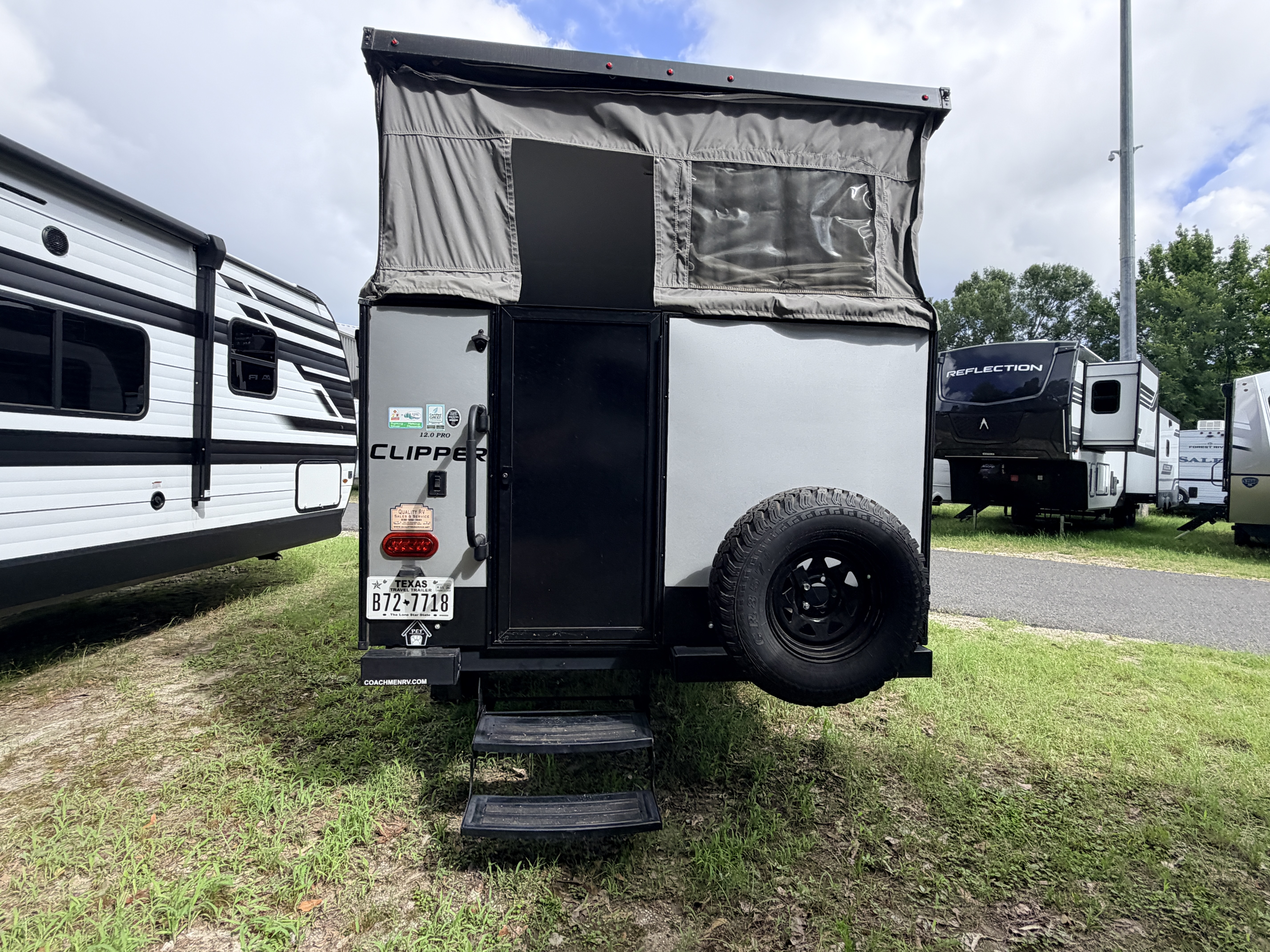 2023 Coachmen Clipper Express 12.0TD PRO - Image 9