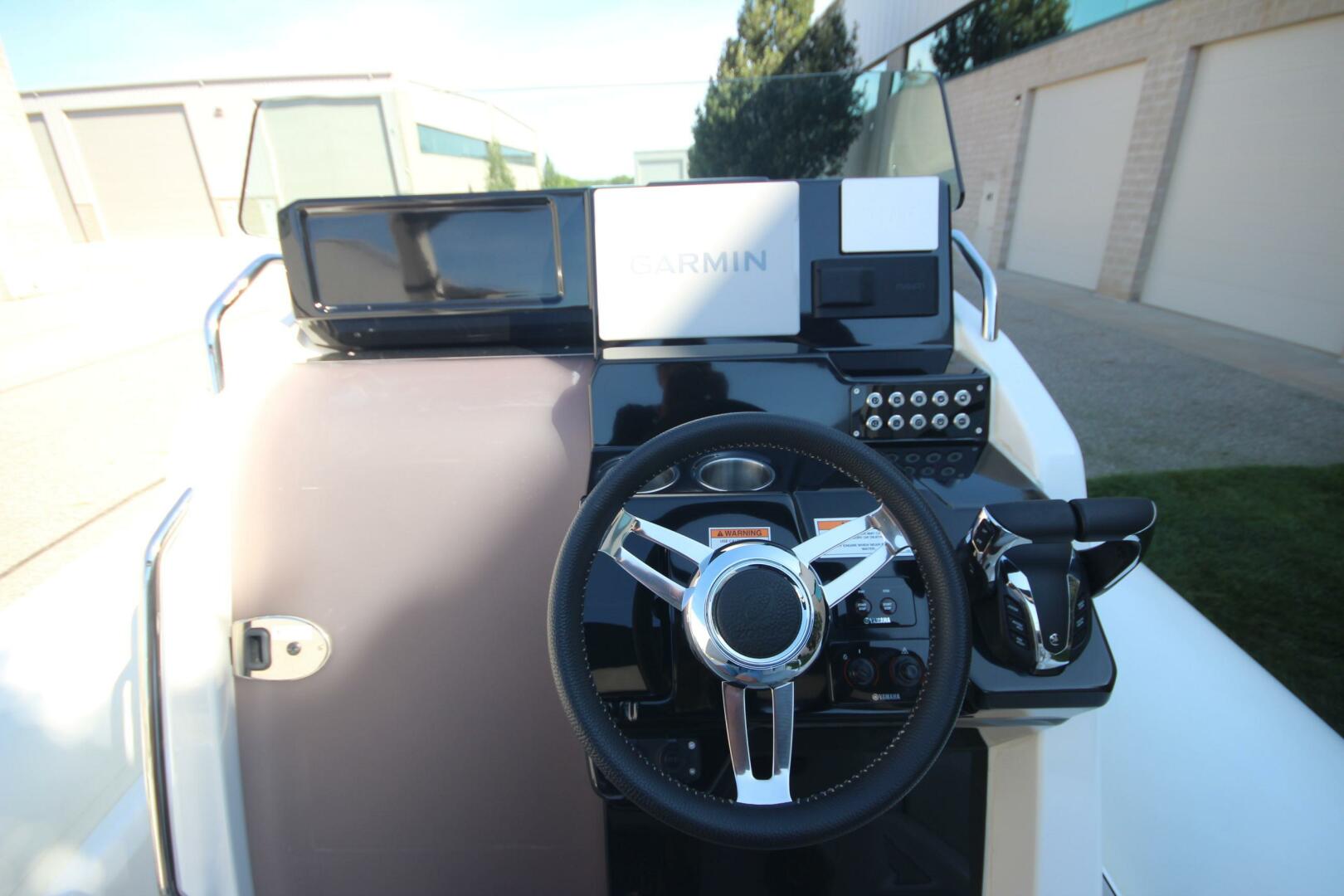 2024 Zodiac Medline 9 NEO - Image 39