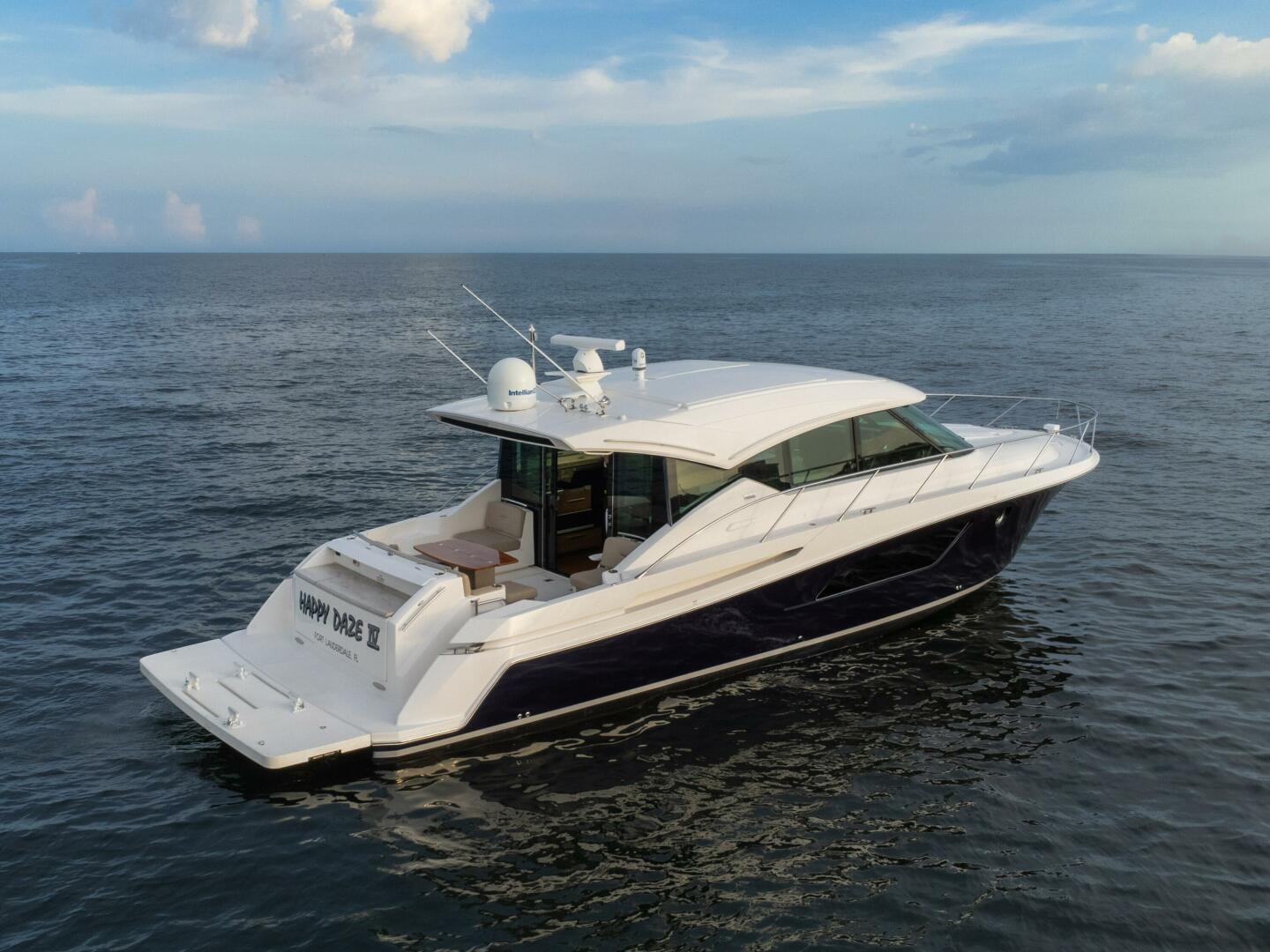 2017 Tiara Yachts C53 Coupe - Image 4