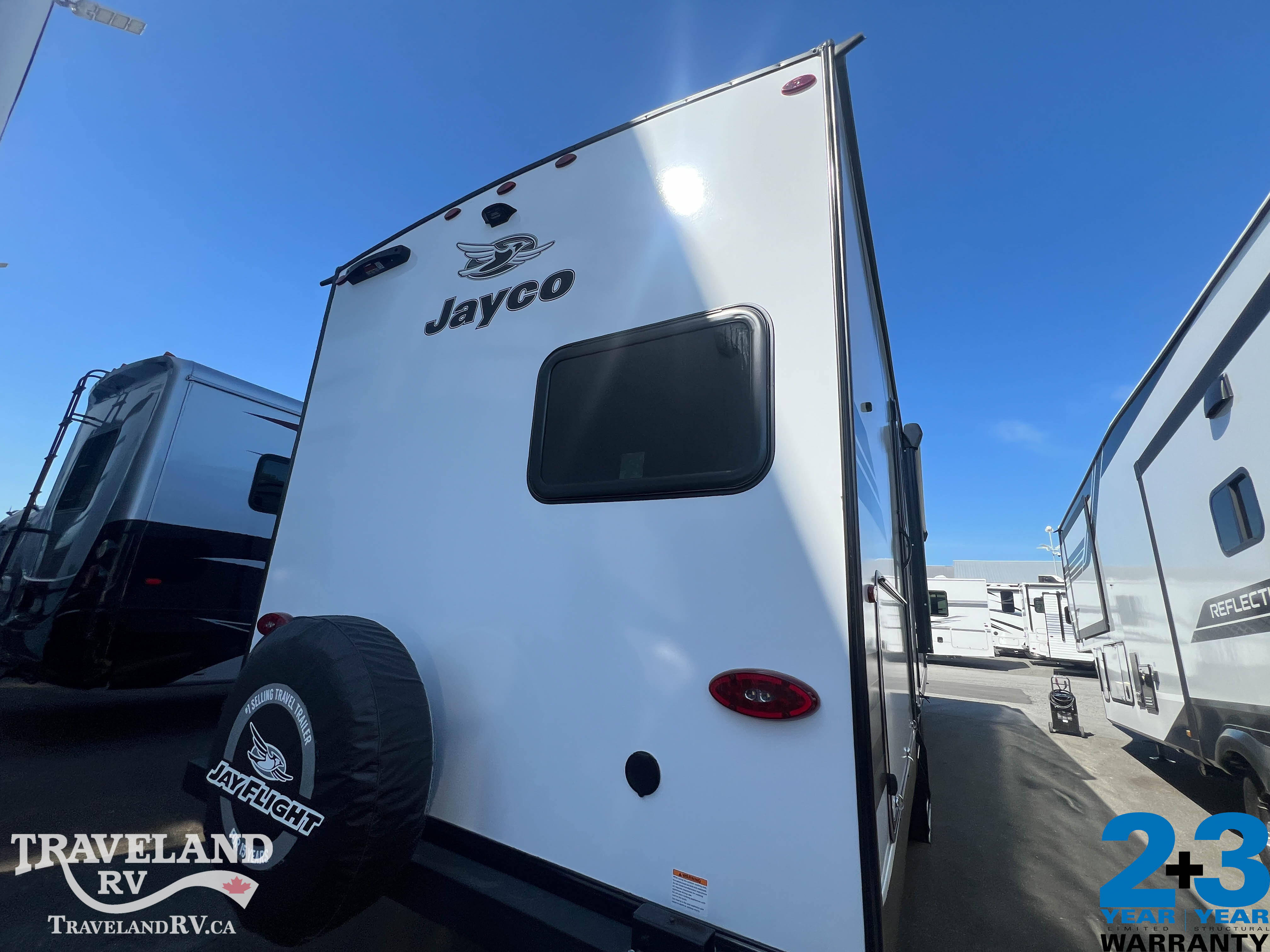 2026 Jayco Jay Flight SLX 321BDS - Image 4