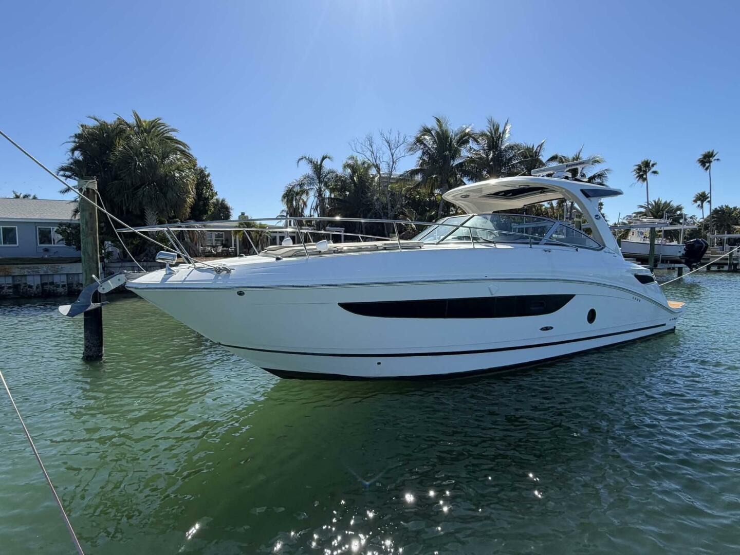 2016 Sea Ray 350 Sundancer - Image 56
