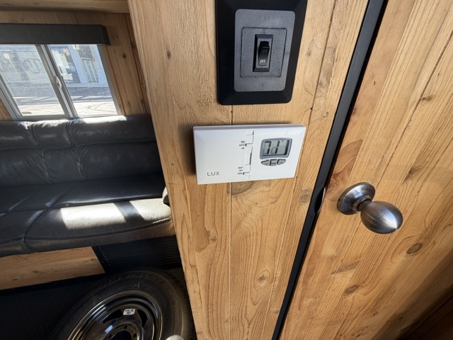 2020 CHEROKEE GREY WOLF 16GR - Image 25
