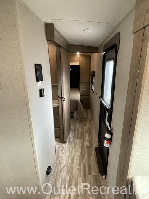 2021 Grand Design Imagine 2670MK - Image 18