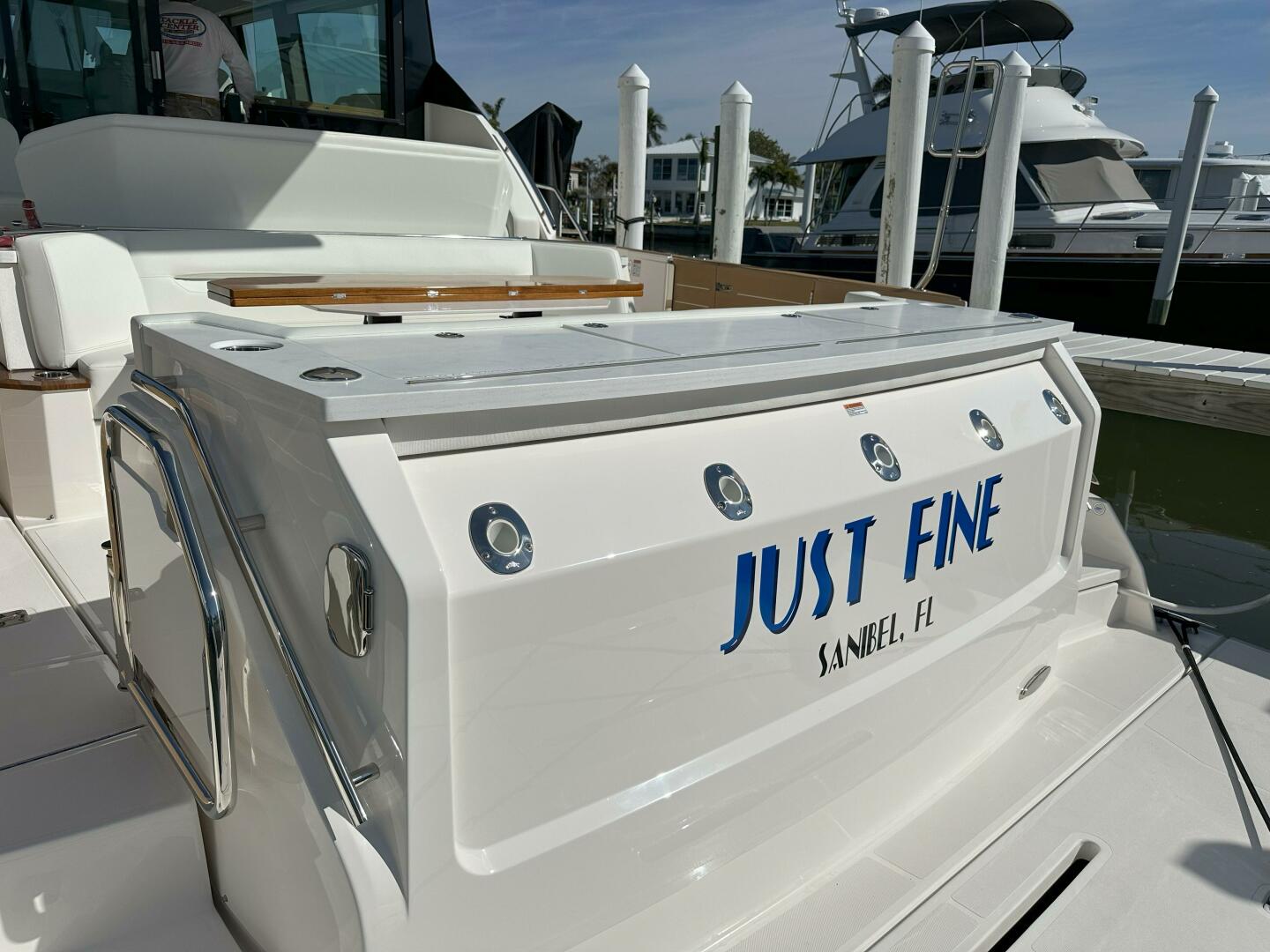 2025 Tiara Yachts EX 60 - Image 39