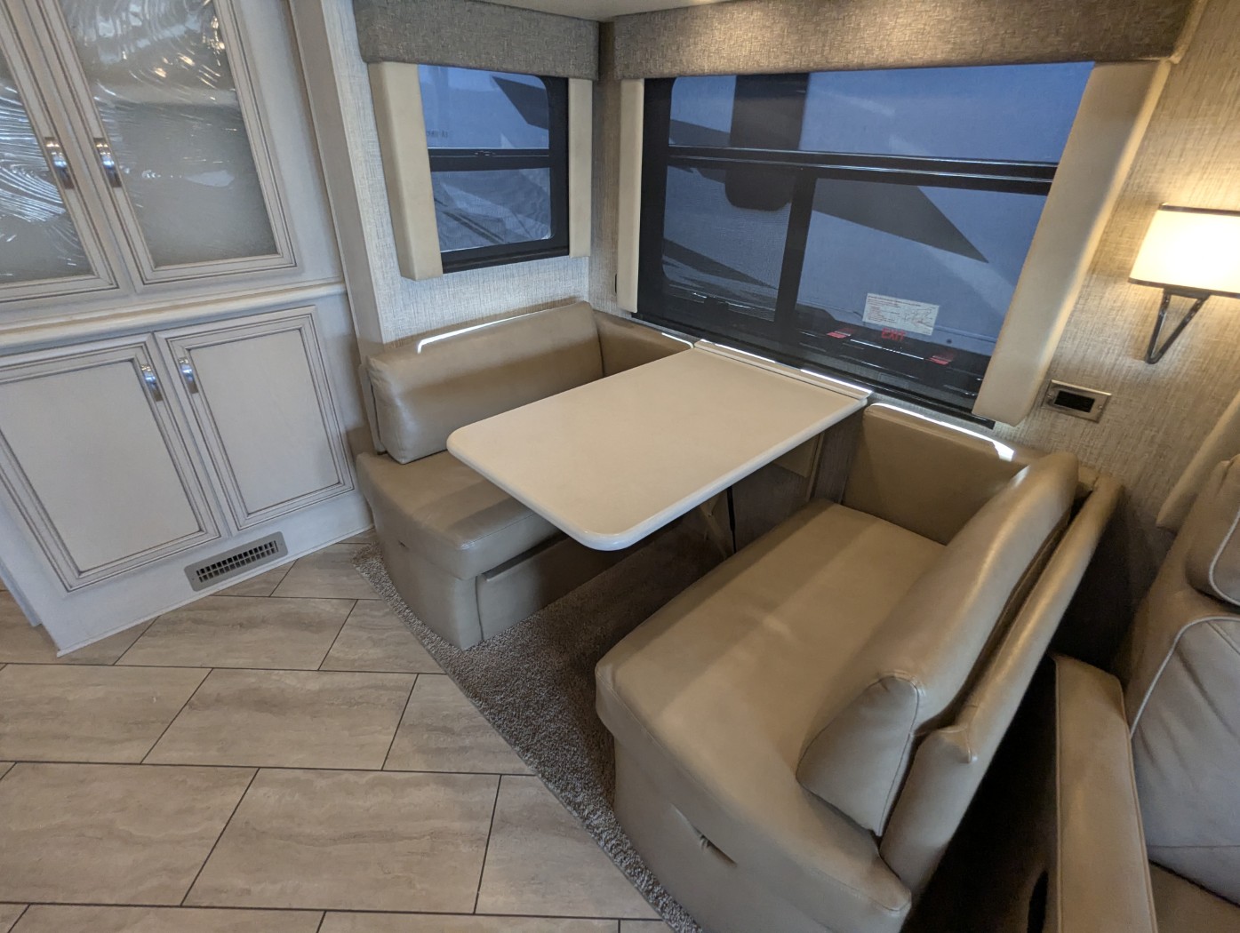 2021 Newmar Bay Star 3626 - Image 26