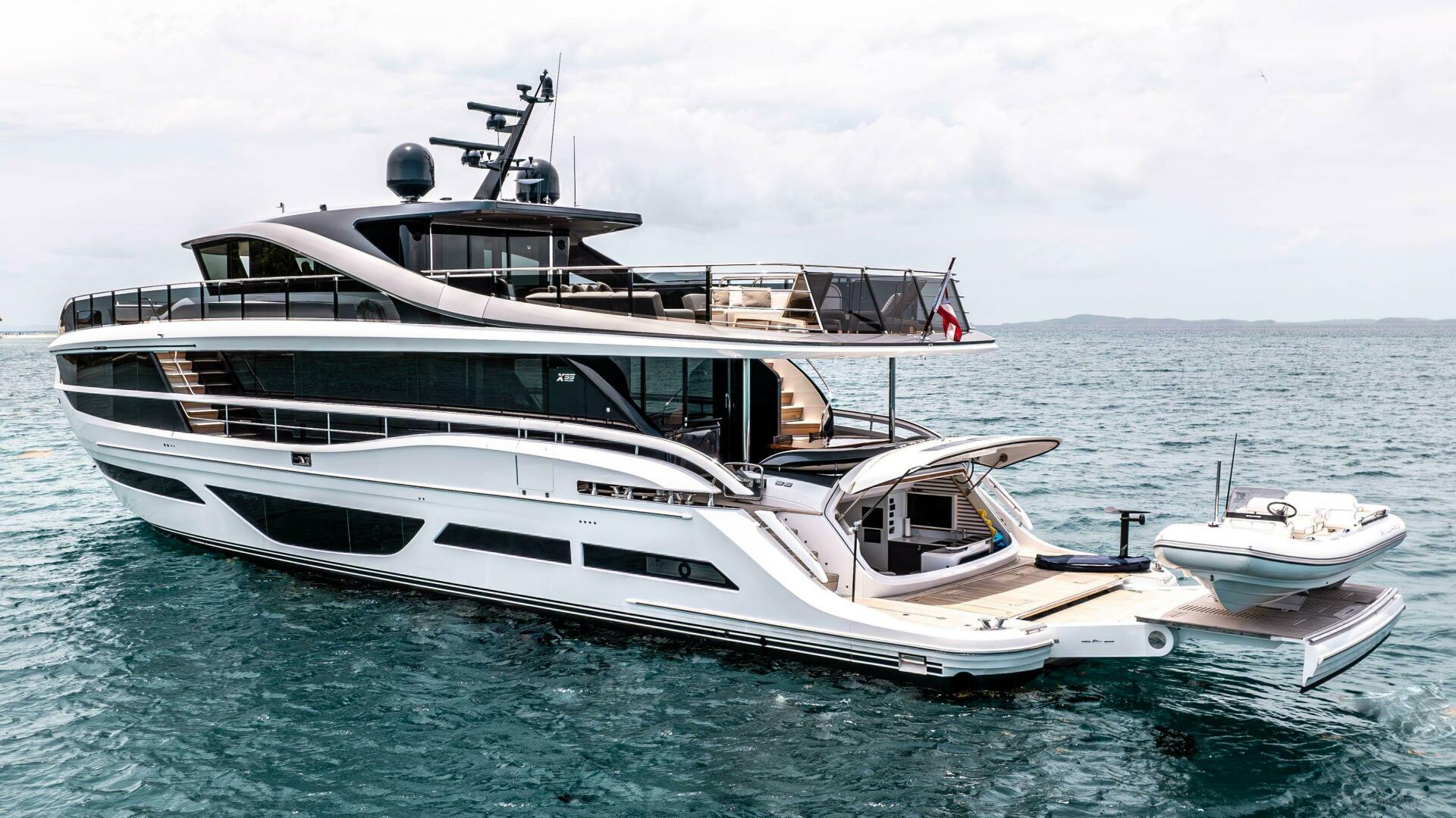 2021 Princess X95 - Image 6