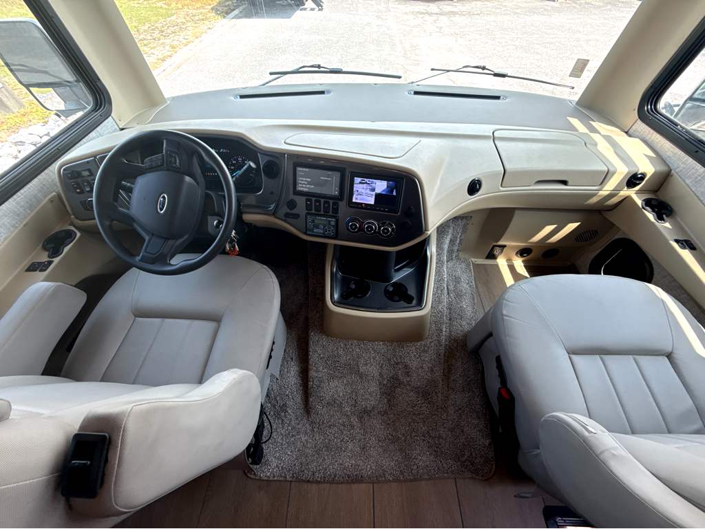 2023 TIFFIN ALLEGRO 36UA - Image 31