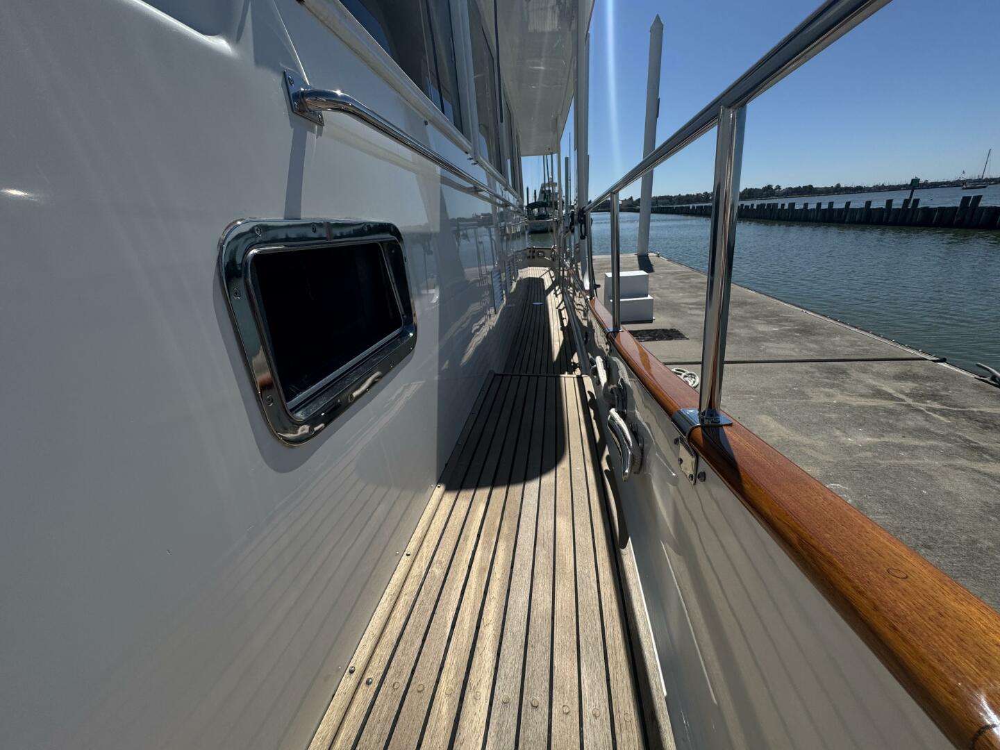 1997 Grand Banks 46 Europa - Image 33