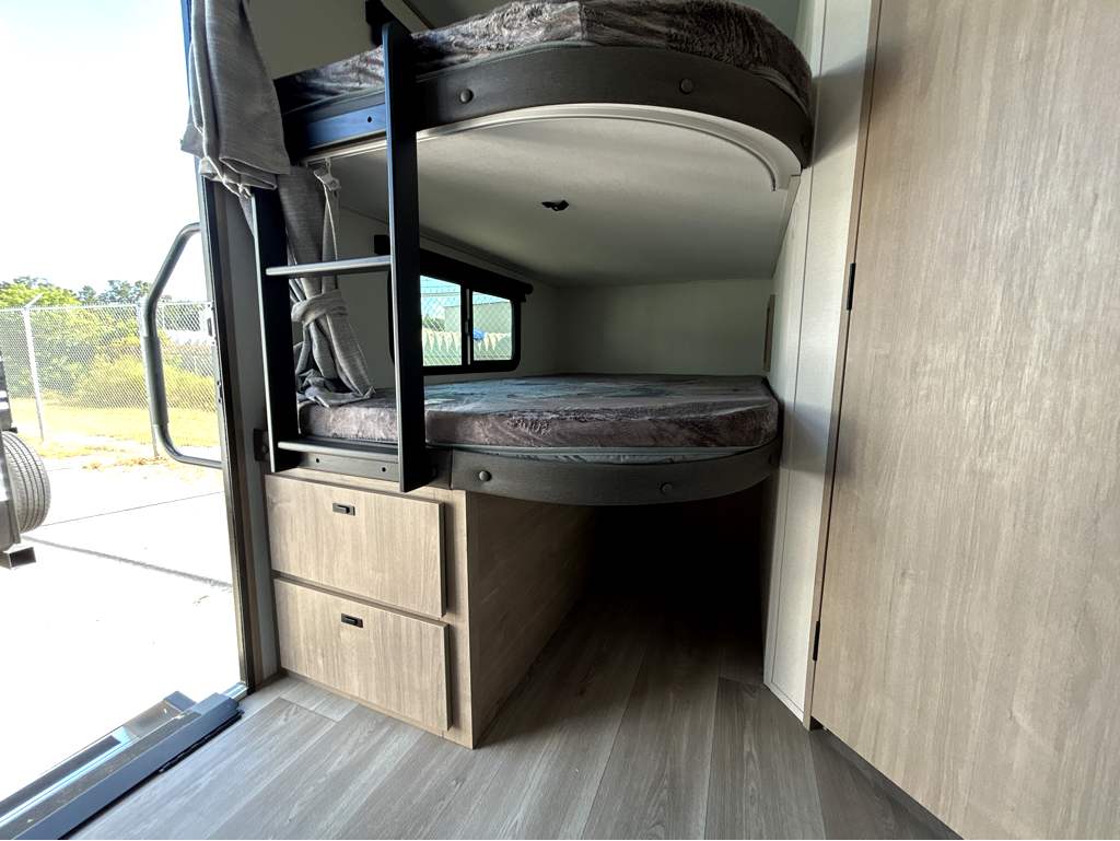 2026 GRAND DESIGN IMAGINE 2470BH - Image 18