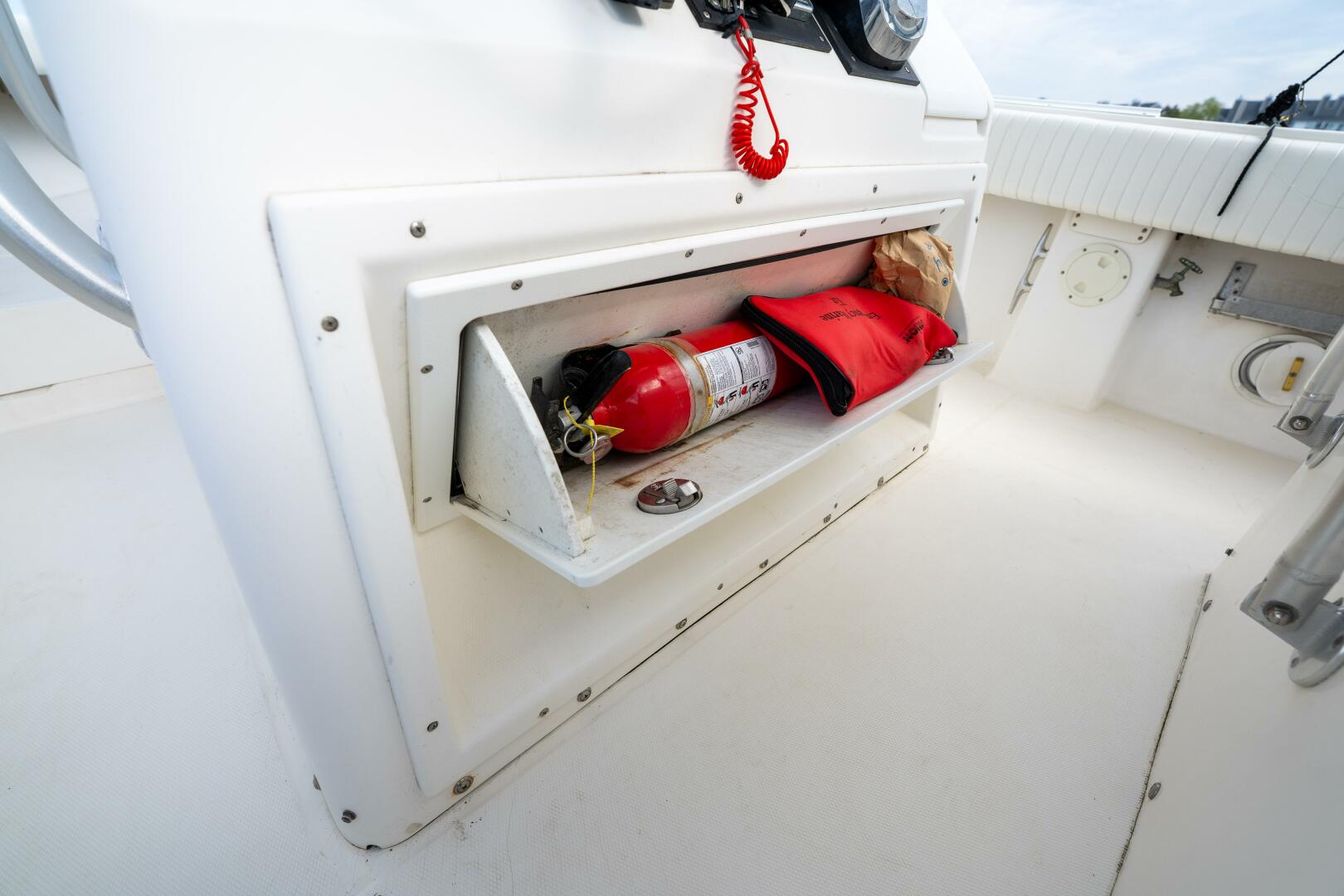 2003 Regulator - Image 9