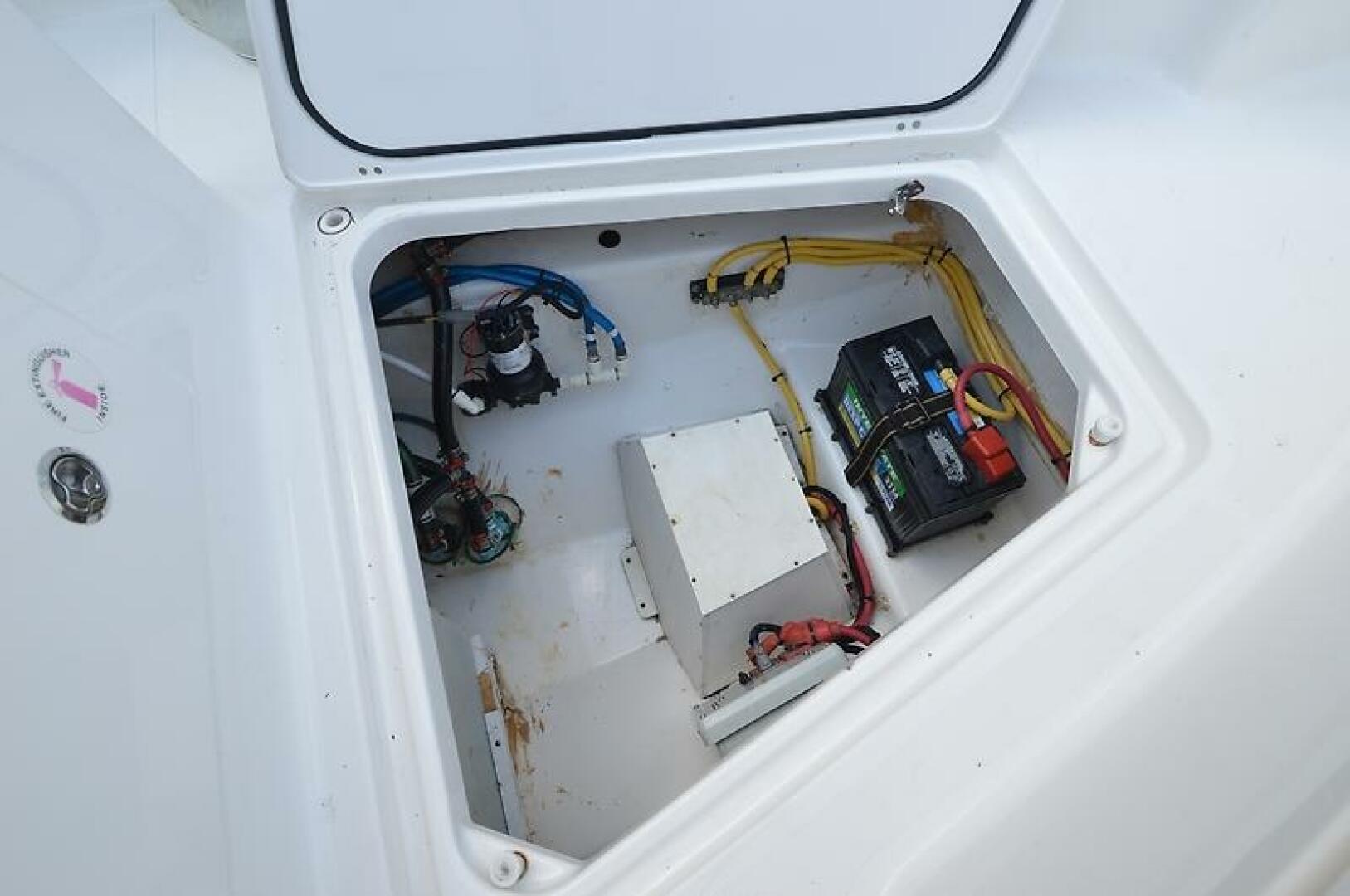 2019 PURSUIT S 288 Sport Base - Image 37
