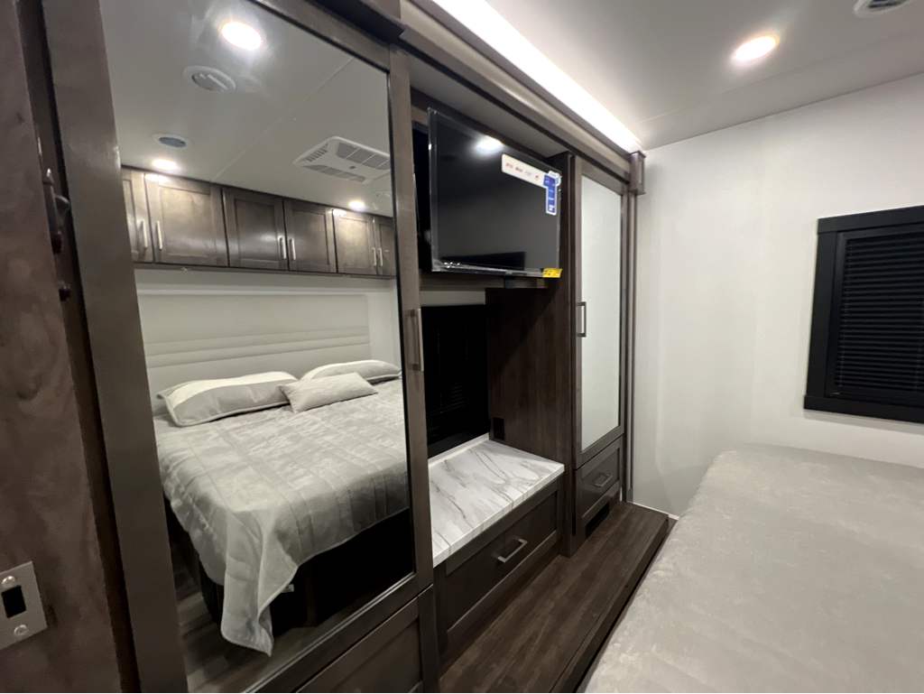 2026 ENTEGRA COACH VISION XL 34G - Image 25