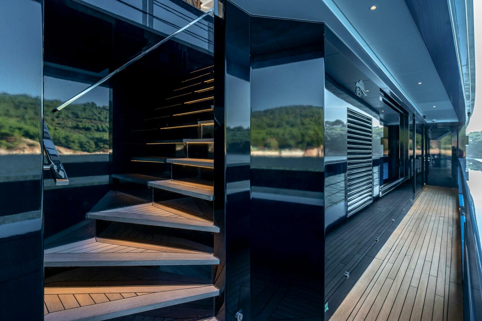 2024 AES Yacht - Image 8