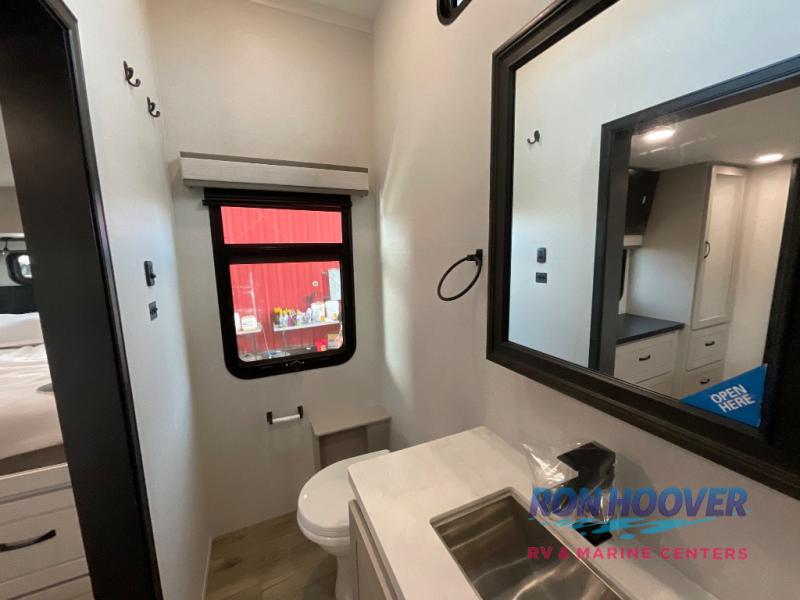 2026 JAYCO NORTHPOINT 395DSDB - Image 39