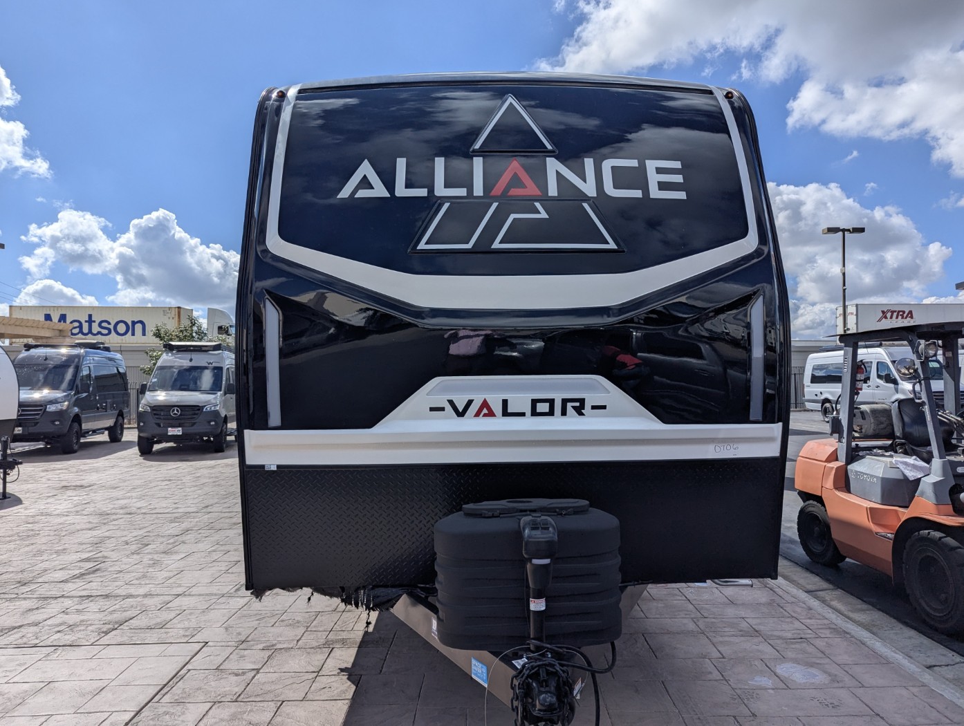 2026 Alliance RV Valor 27T14 - Image 2