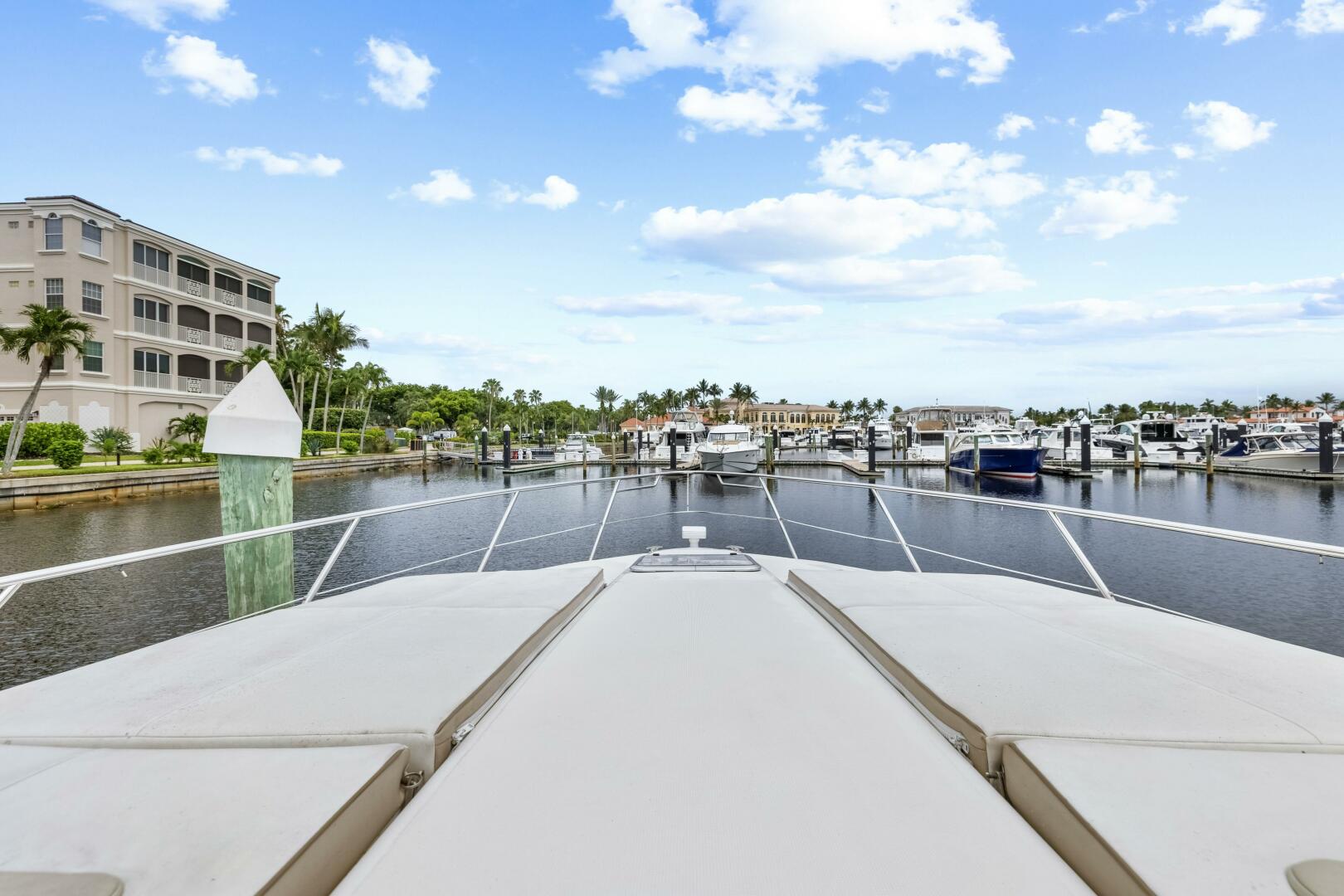 2016 Formula 45 Yacht - Image 40