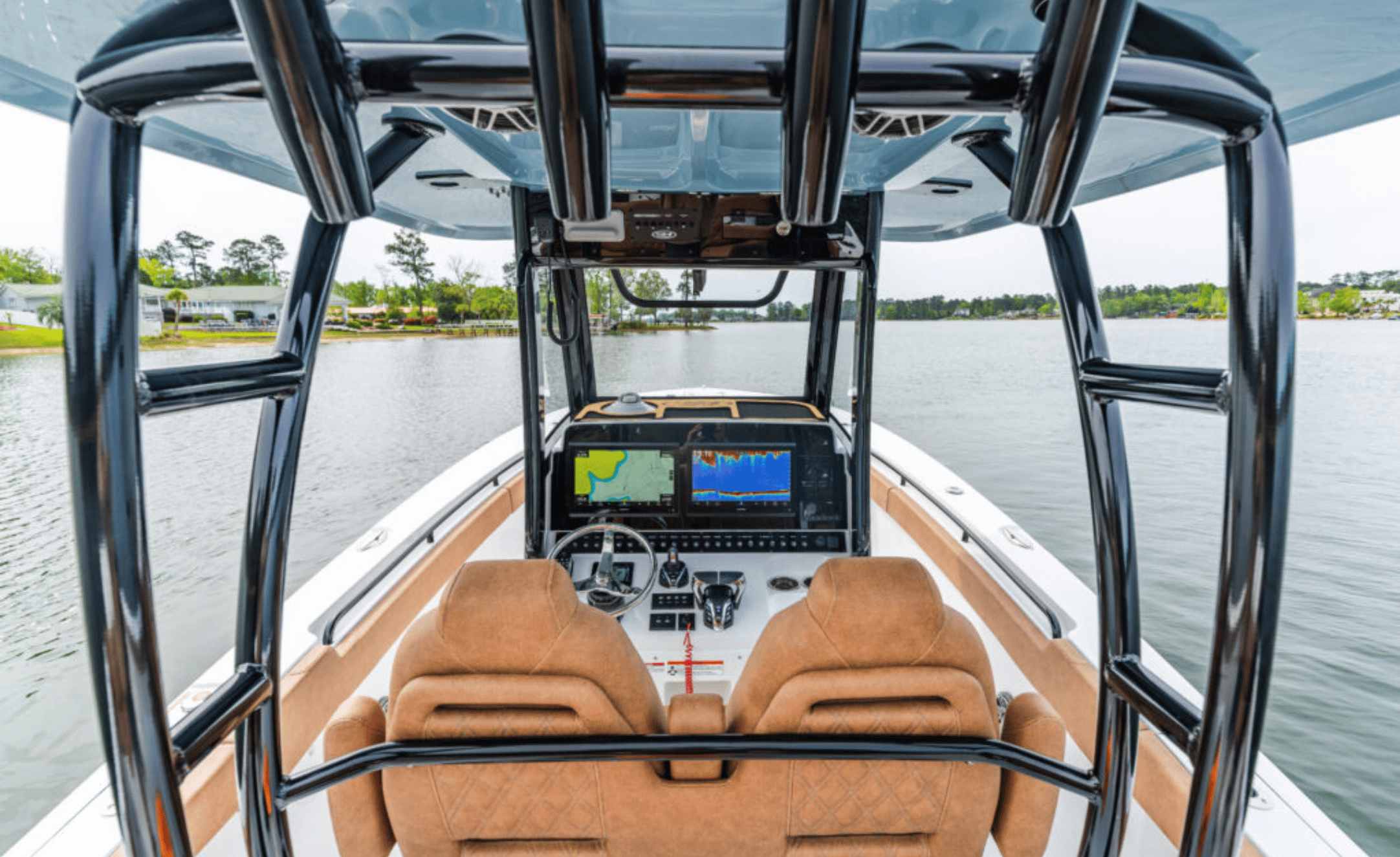 2027 SEA HUNT ULTRA 305SE - Image 19