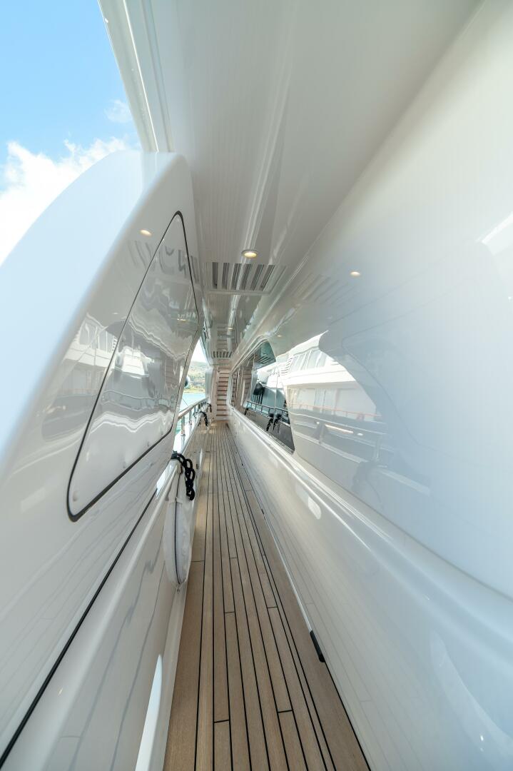 2007 CRN Pilothouse - Image 57