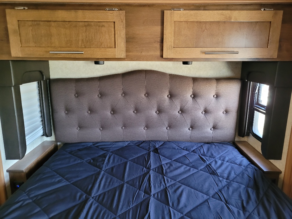 2006 Jayco Seneca HD 34 SS - Image 20