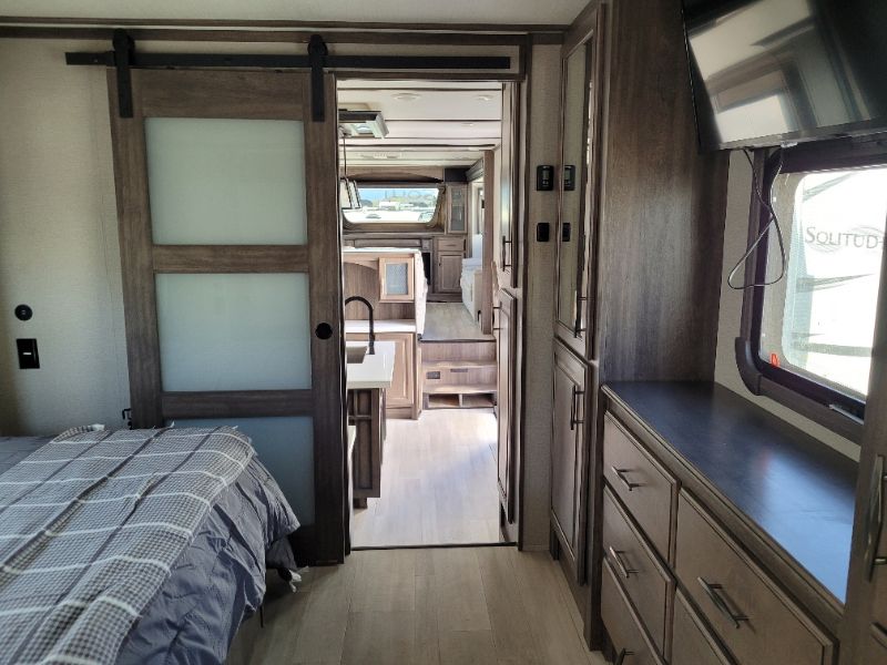 2021 Grand Design Solitude 382WB - Image 16
