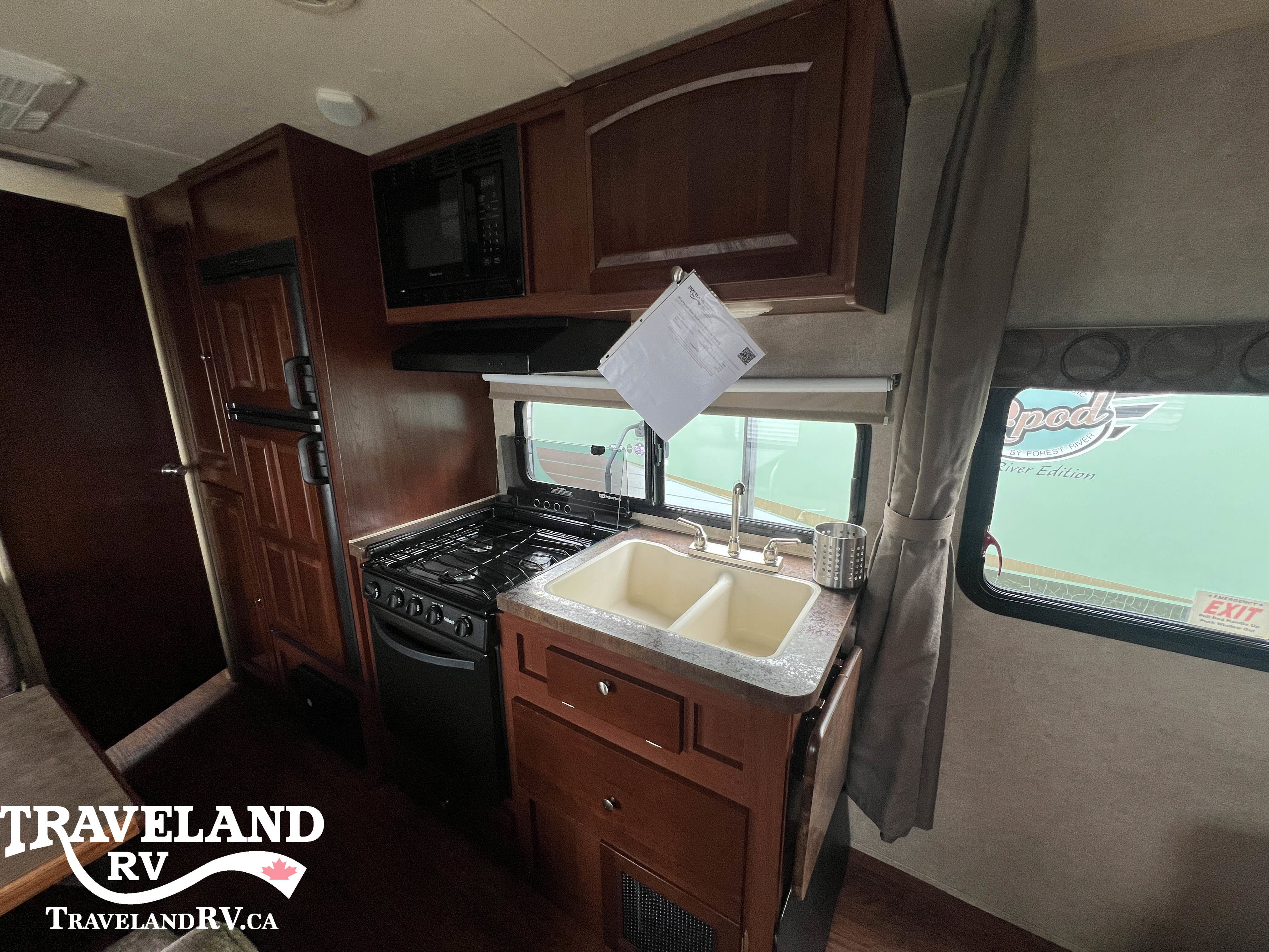 2015 Forest River Rockwood Mini Lite 2304DS - Image 9