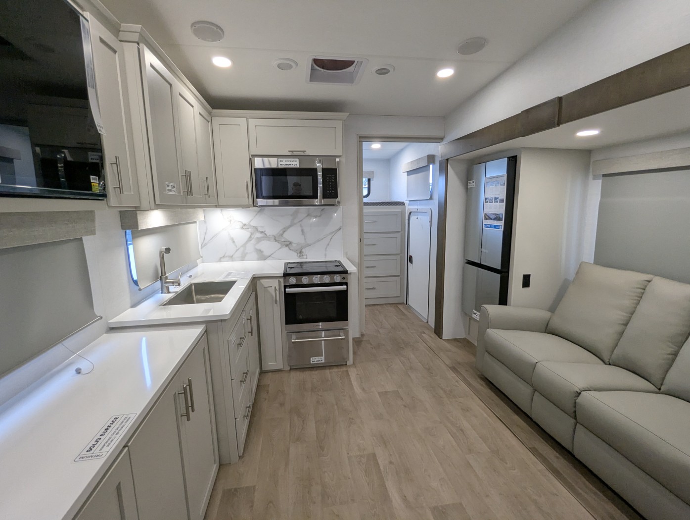 2027 Alliance RV Avenue 29BH - Image 30