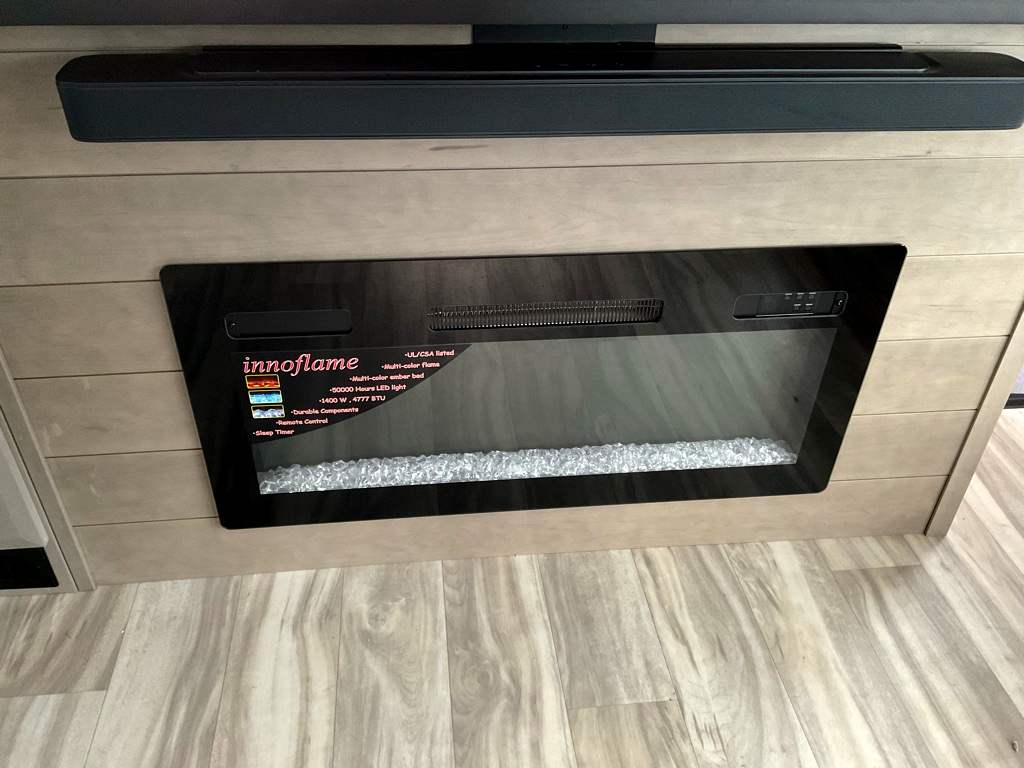 2025 JAYCO PINNACLE 38 FLGS - Image 30