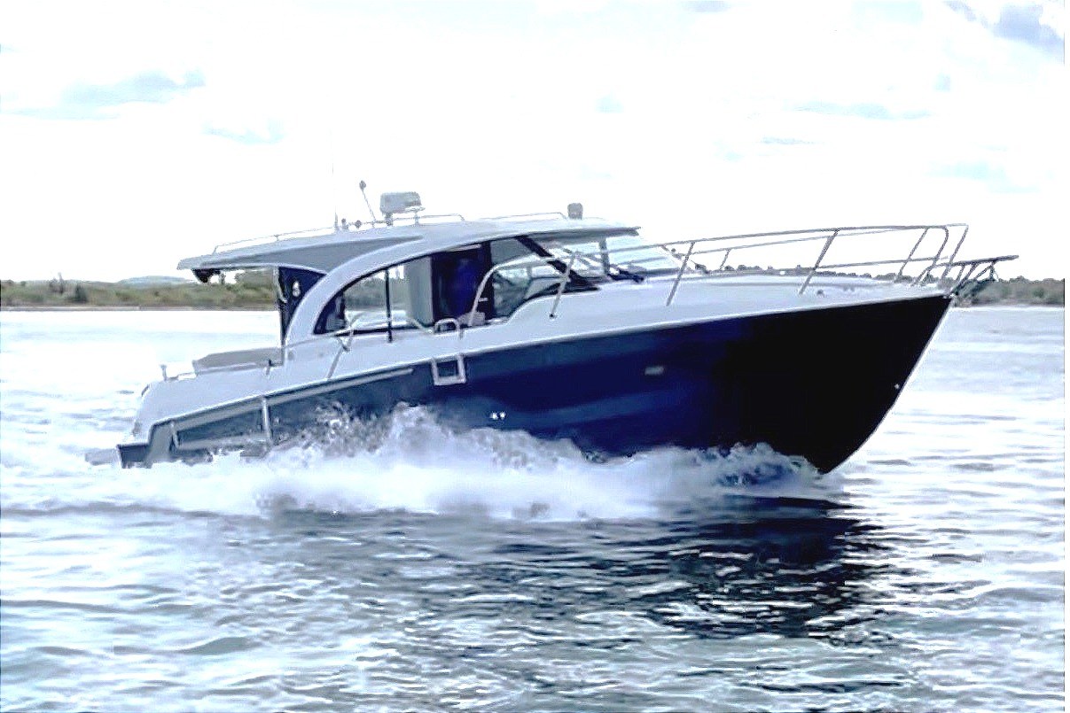 2023 Beneteau Antares 11 OB - Image 2