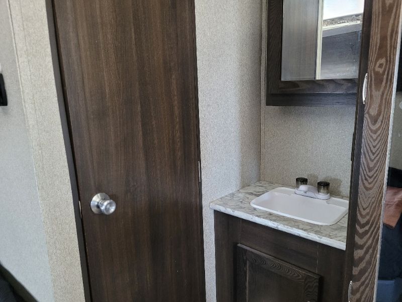 2019 Keystone Springdale West 189FLWE - Image 11
