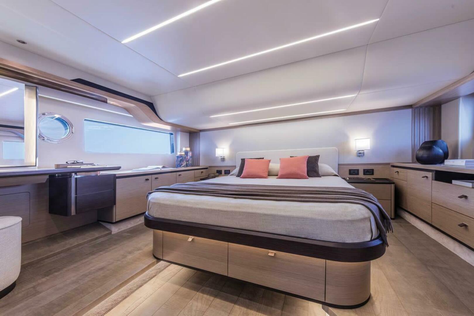 2010 Sea Ray 310 SUNDANCER - Image 5