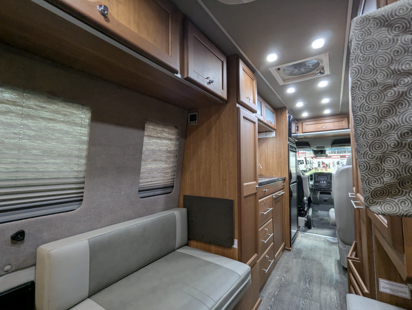 2016 Roadtrek CS Adventurous XL Edition - Image 30