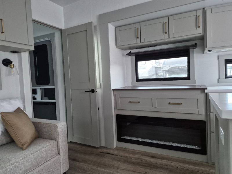 2026 Brinkley RV Model Z 3515 - Image 6