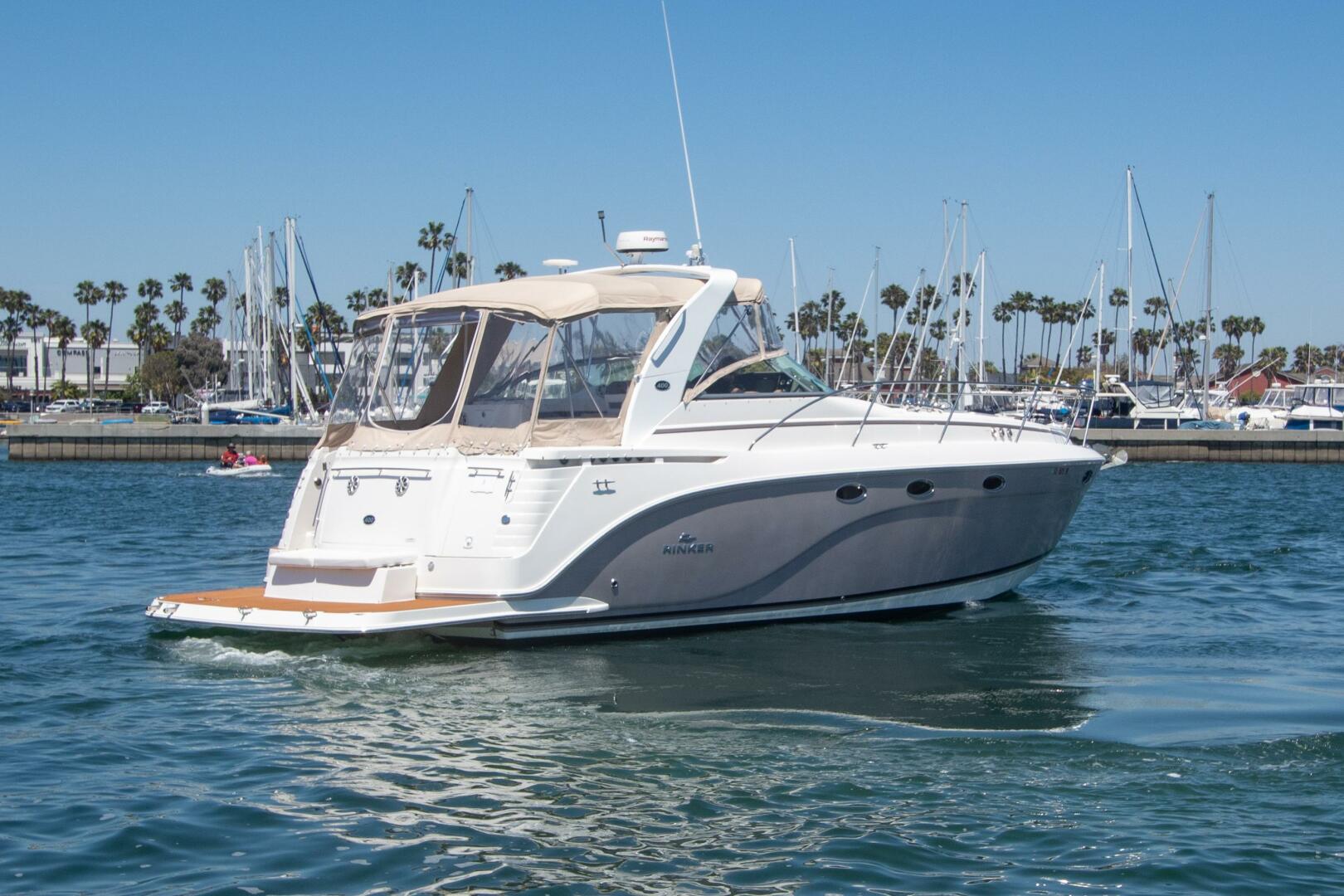 2008 Rinker 40 Express Cruiser - Image 24