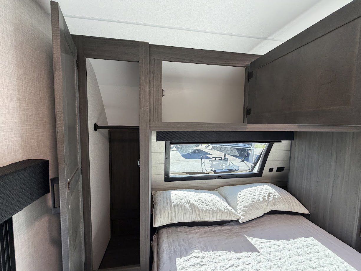 2026 VENTURE RV SPORTTREK 271VRB - Image 52