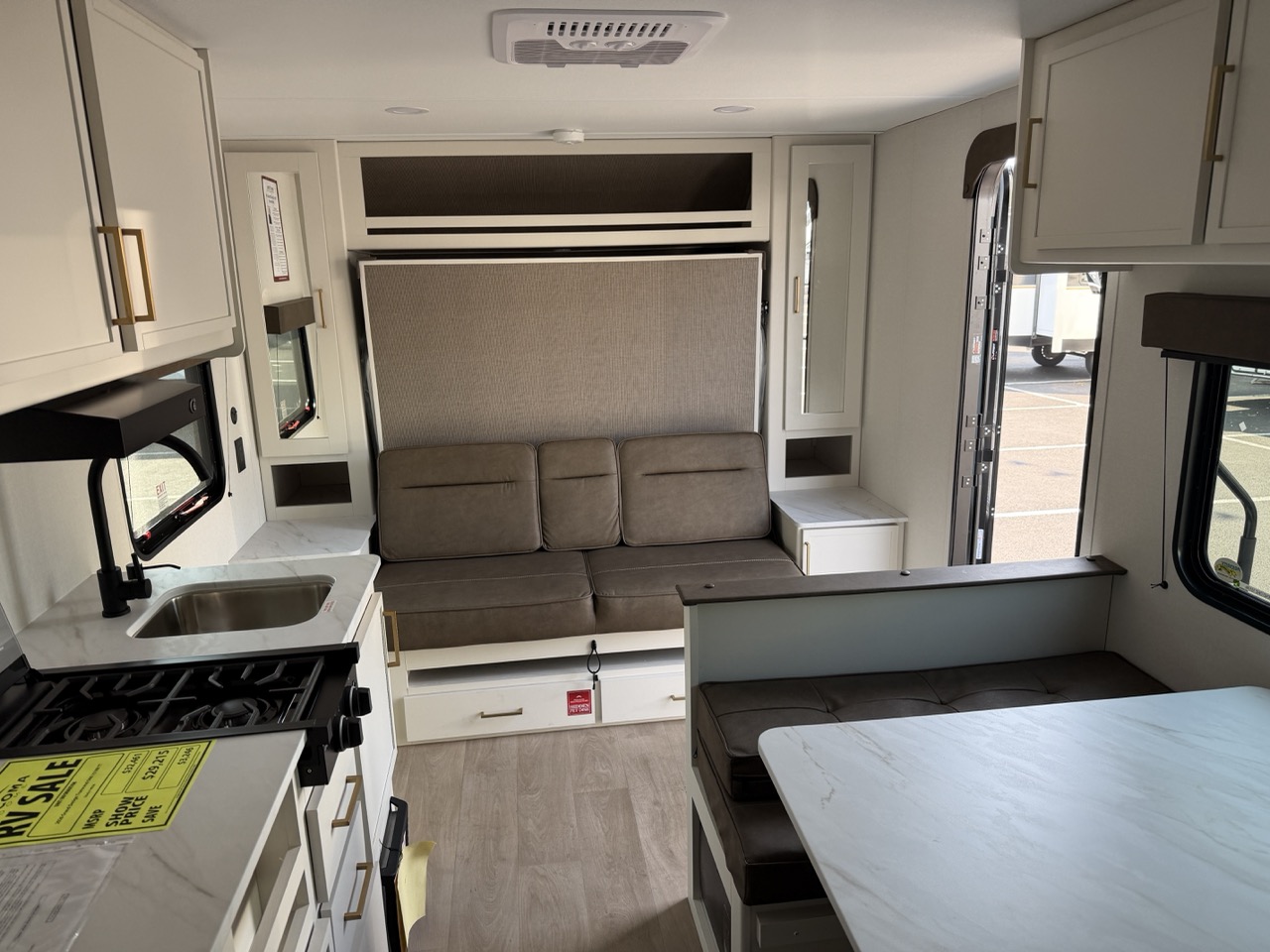 2026 Grand Design Transcend ONE 151RB - Image 17
