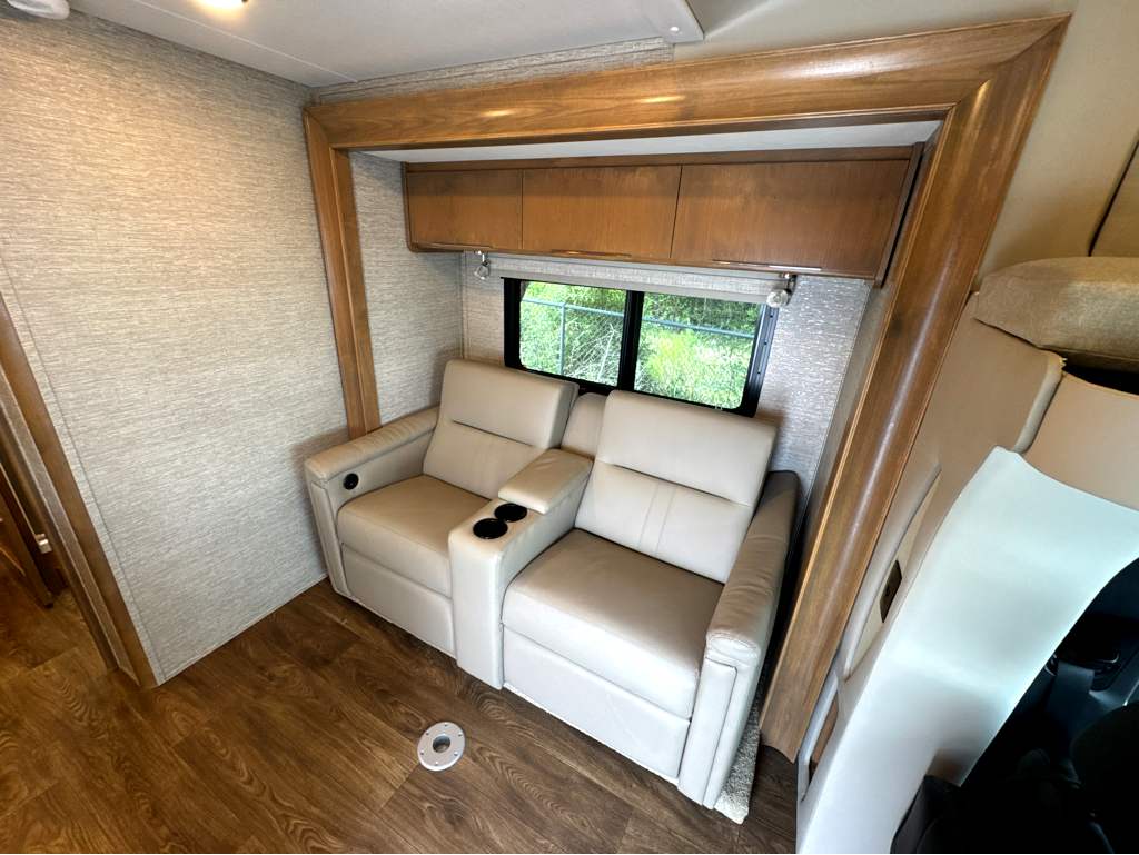 2020 TIFFIN WAYFARER 25 QW - Image 7