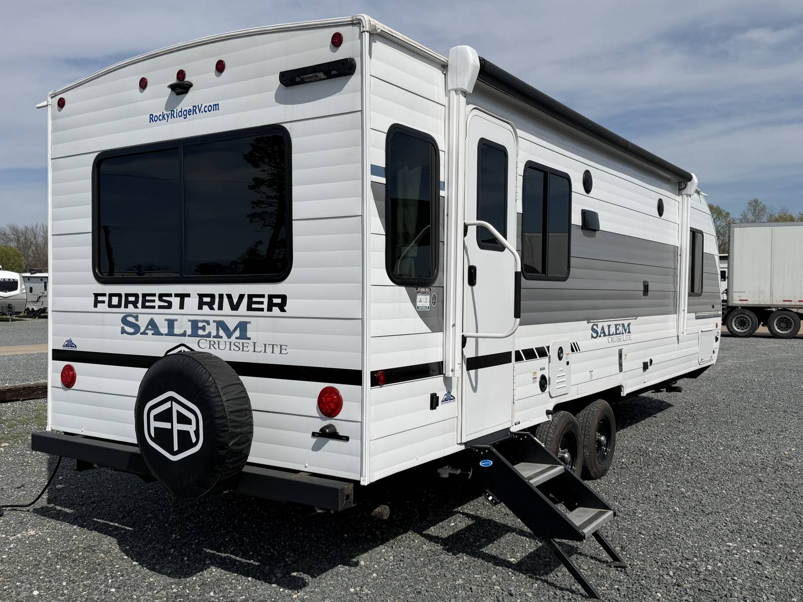 2025 Forest River Salem Cruise Lite 24RLXL - Image 7