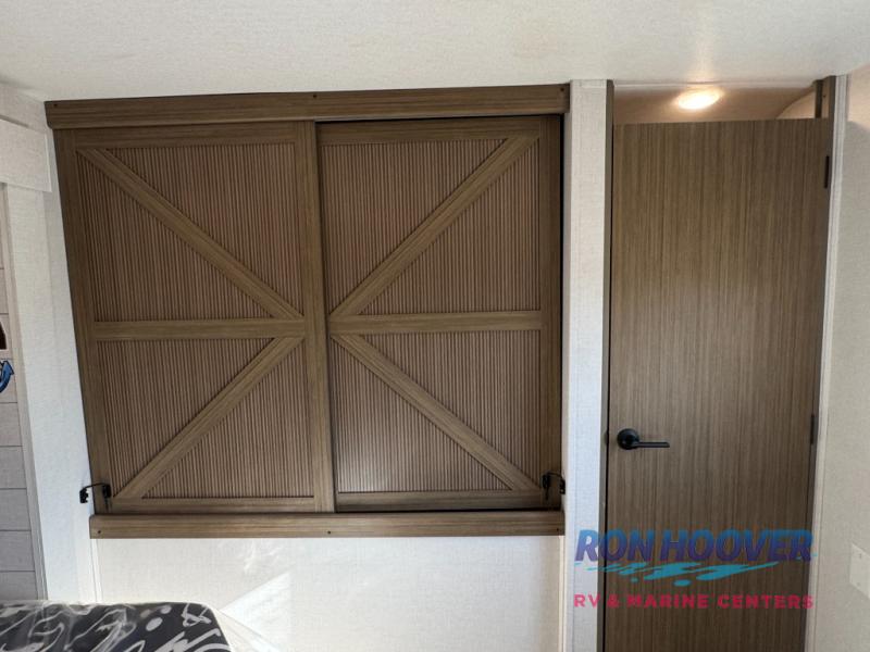 2026 FOREST RIVER 33TS - Image 29