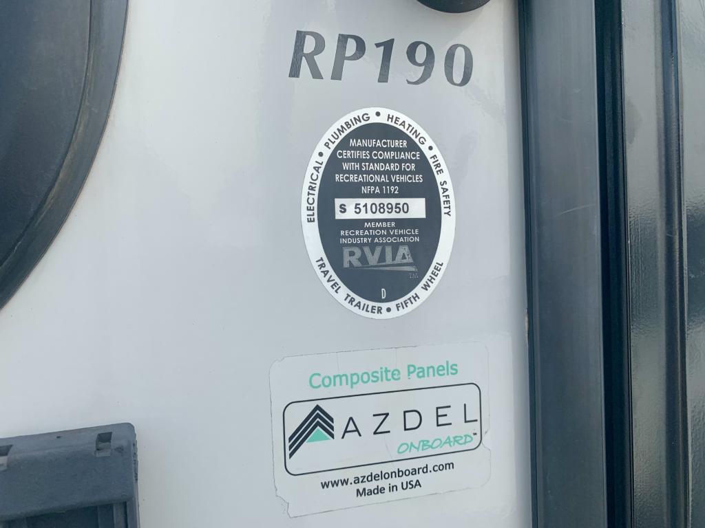 2019 FOREST RIVER 190 - Image 32