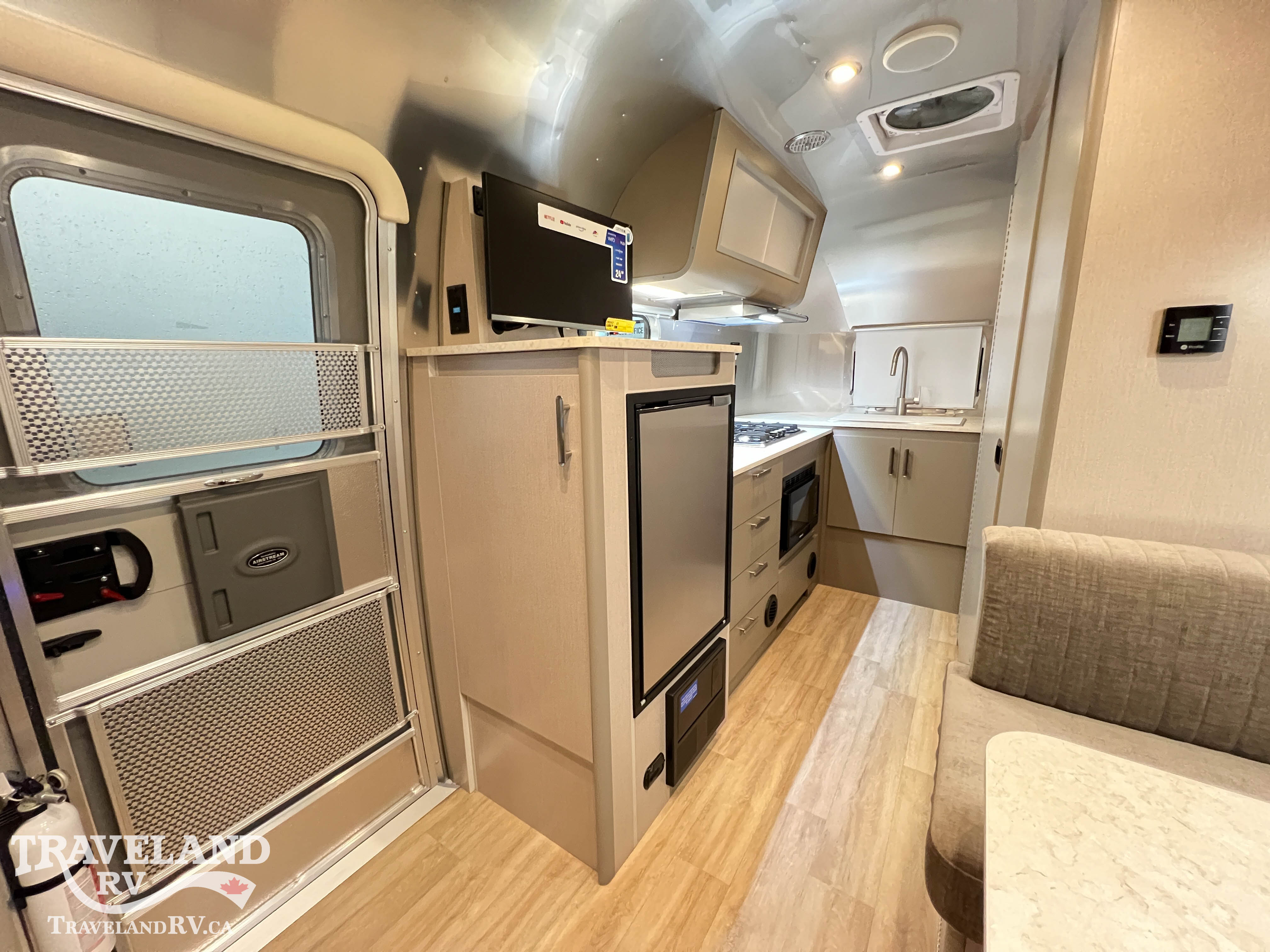 2026 Airstream Caravel 20FB - Image 15