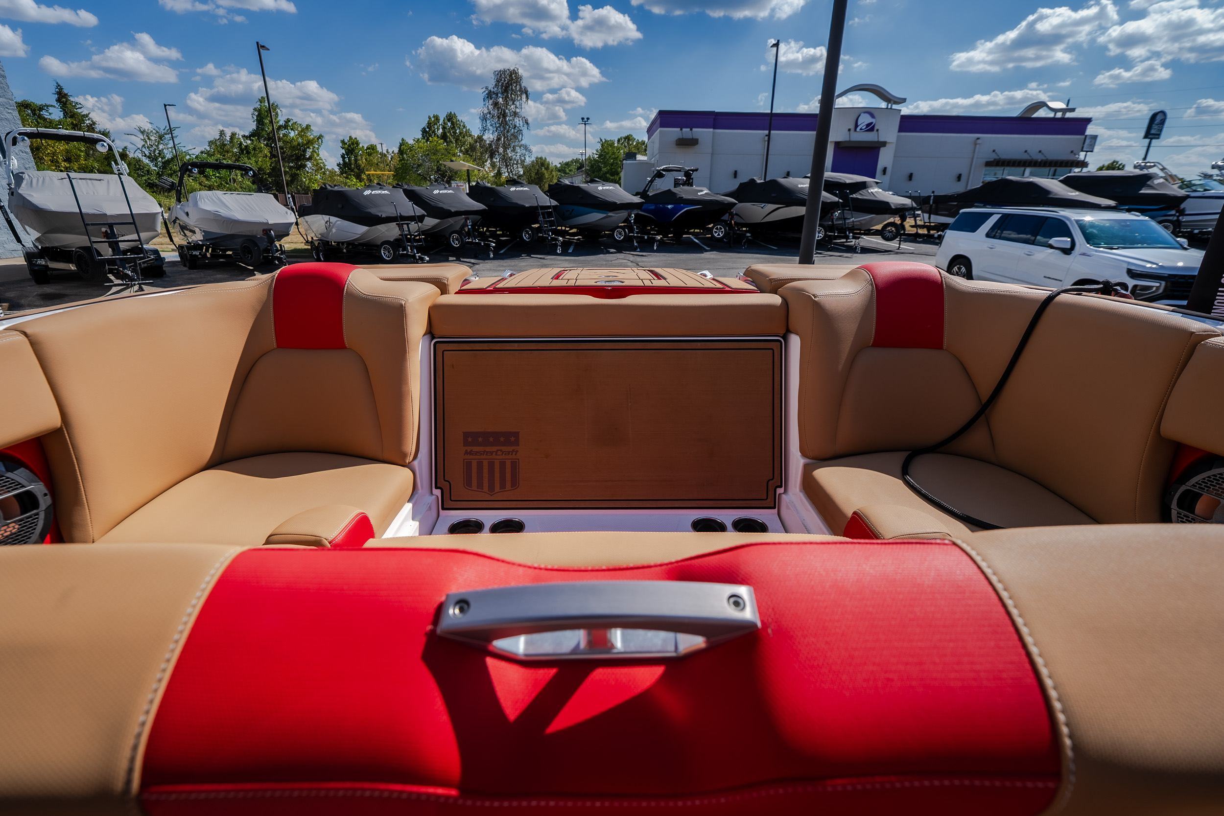 2020 MasterCraft X26 - Image 50