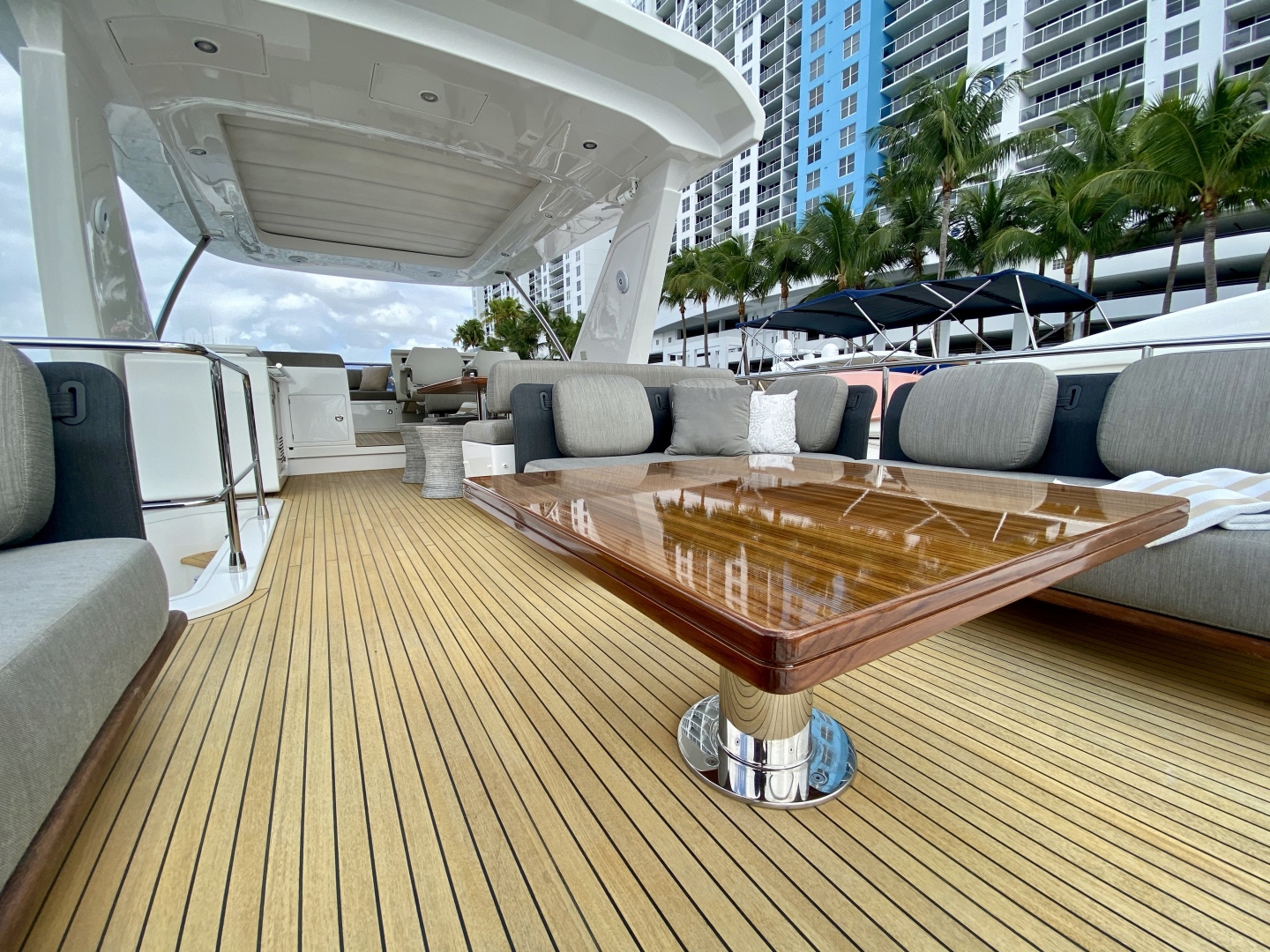 2018 Azimut Flybridge - Image 49