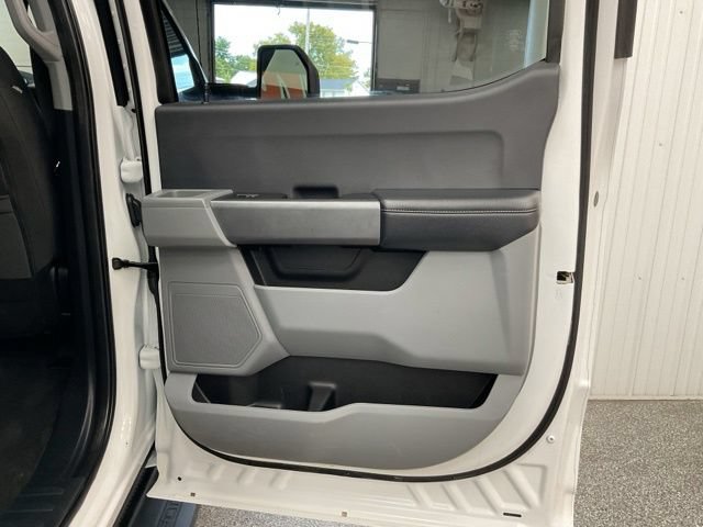 2025 Ford F-250 Super Duty XLT - Image 17