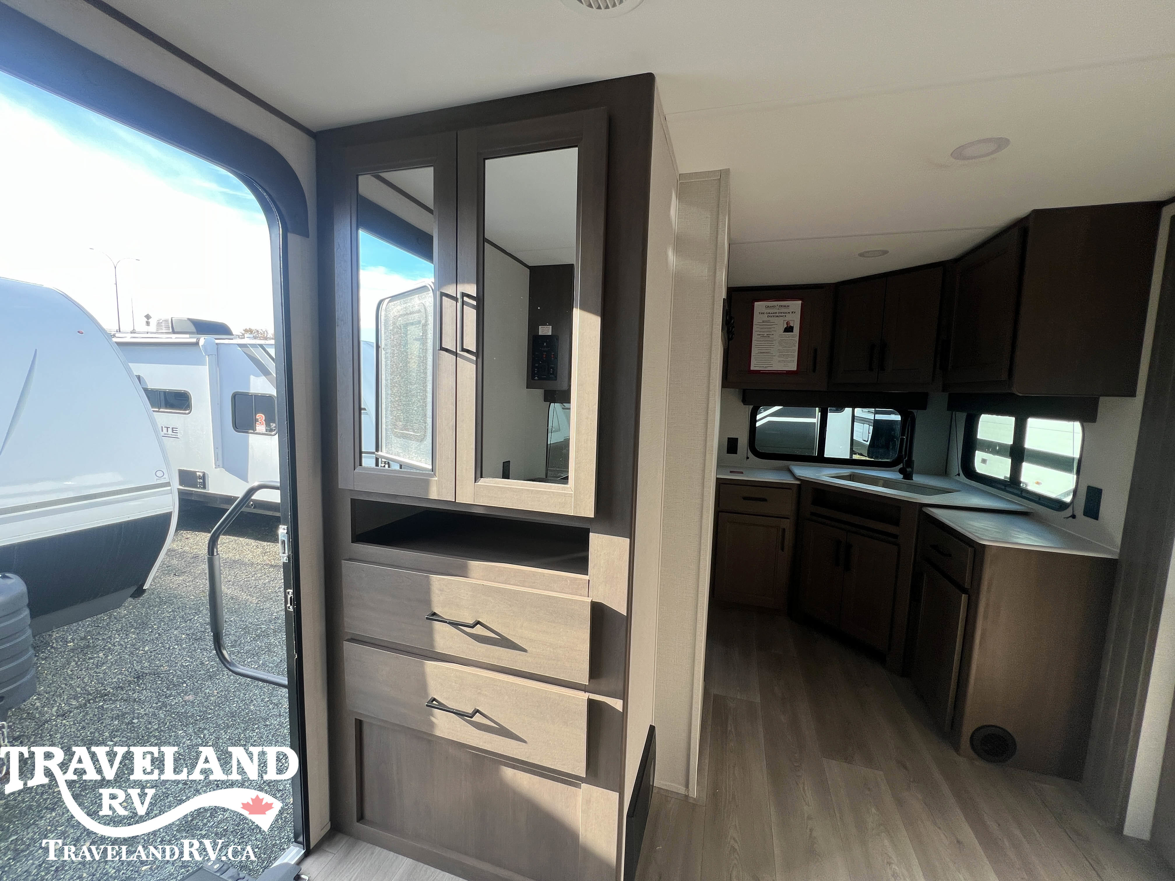 2026 Grand Design Transcend XPLOR 25MLX - Image 13